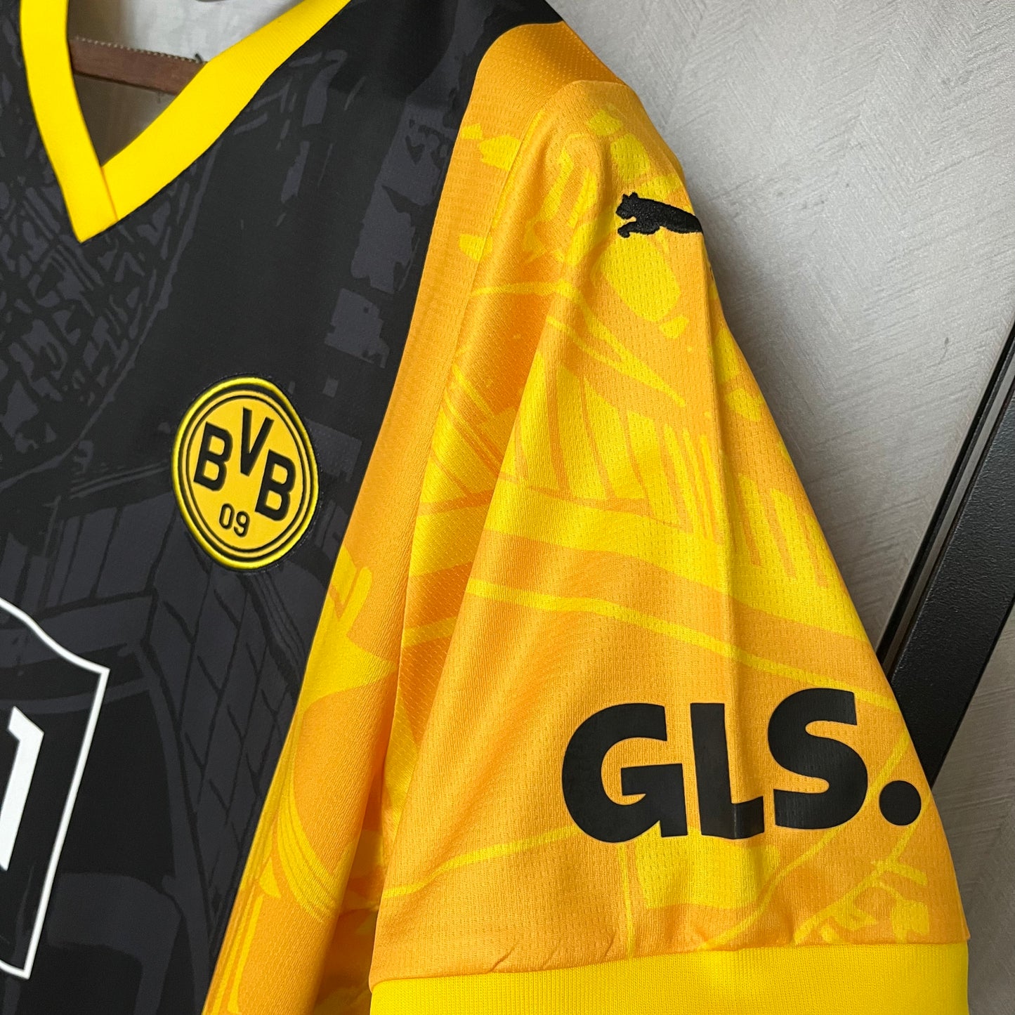 BORUSSIA DORTMUND 23/24 EDICIÓN ESPECIAL