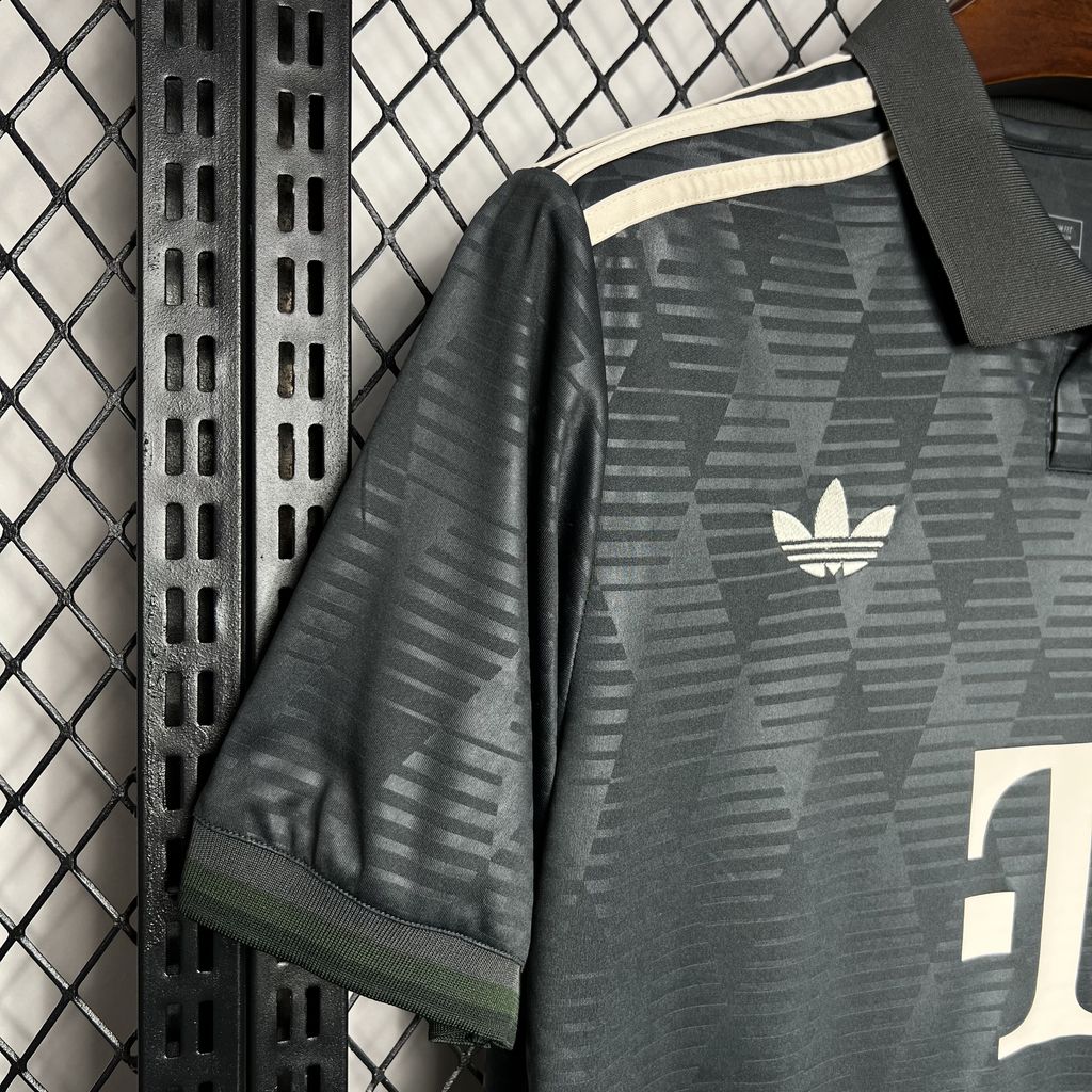 BAYERN MUNICH 24/25 OKTOBERFEST