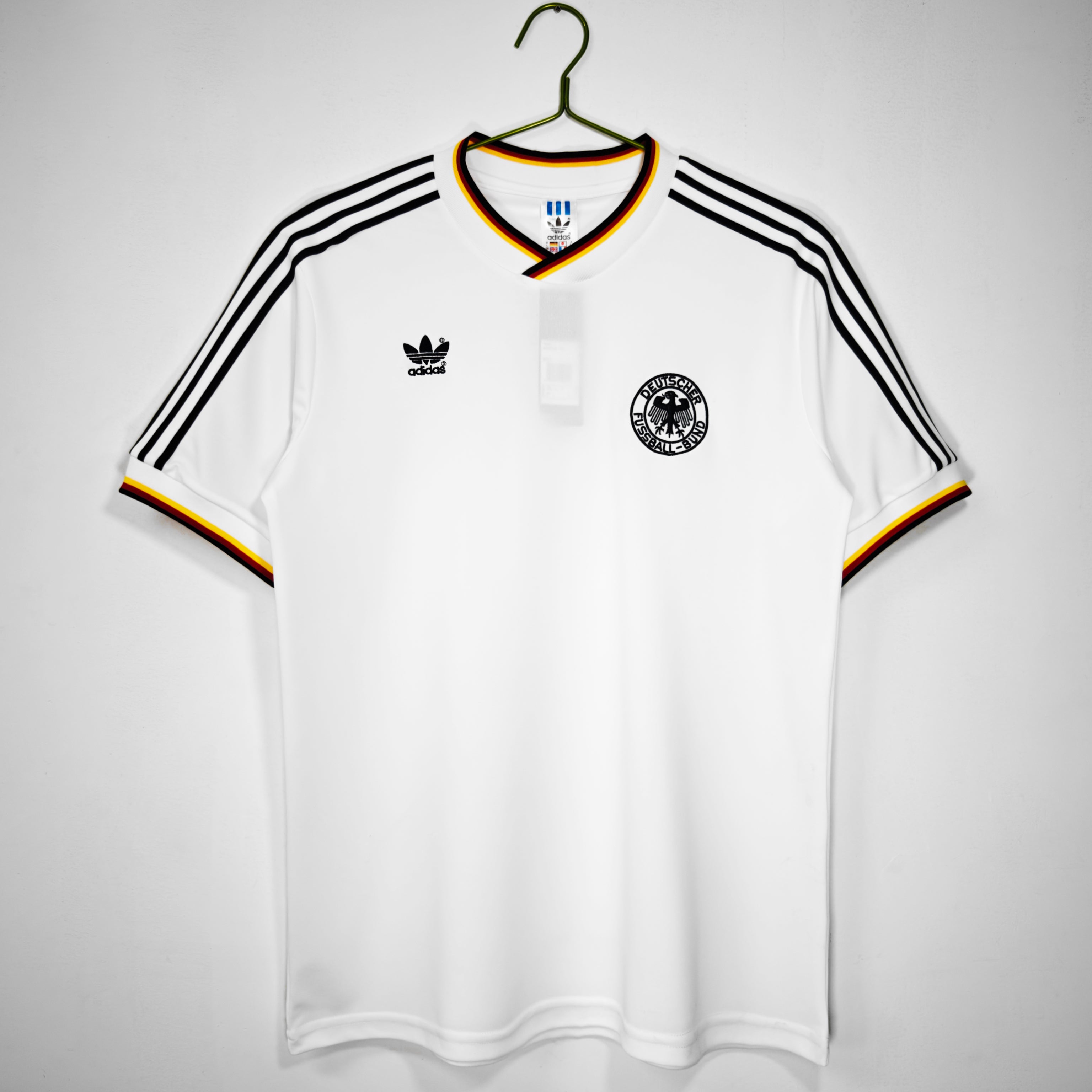 ALEMANIA 86 LOCAL