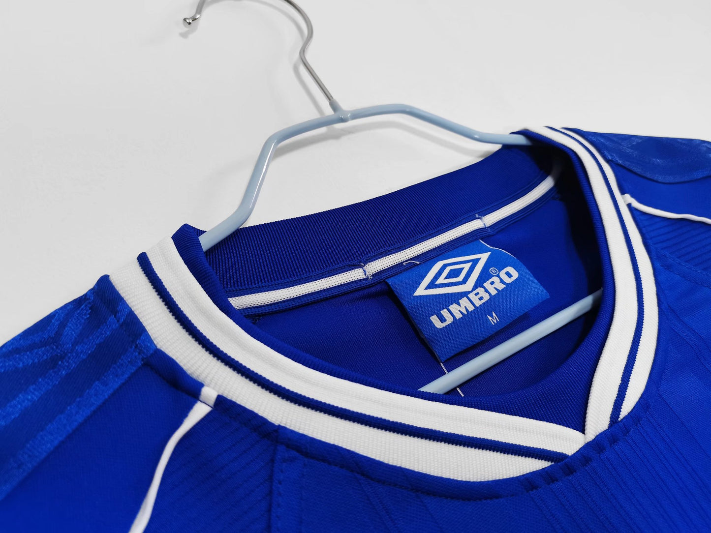 CHELSEA 99/01 LOCAL