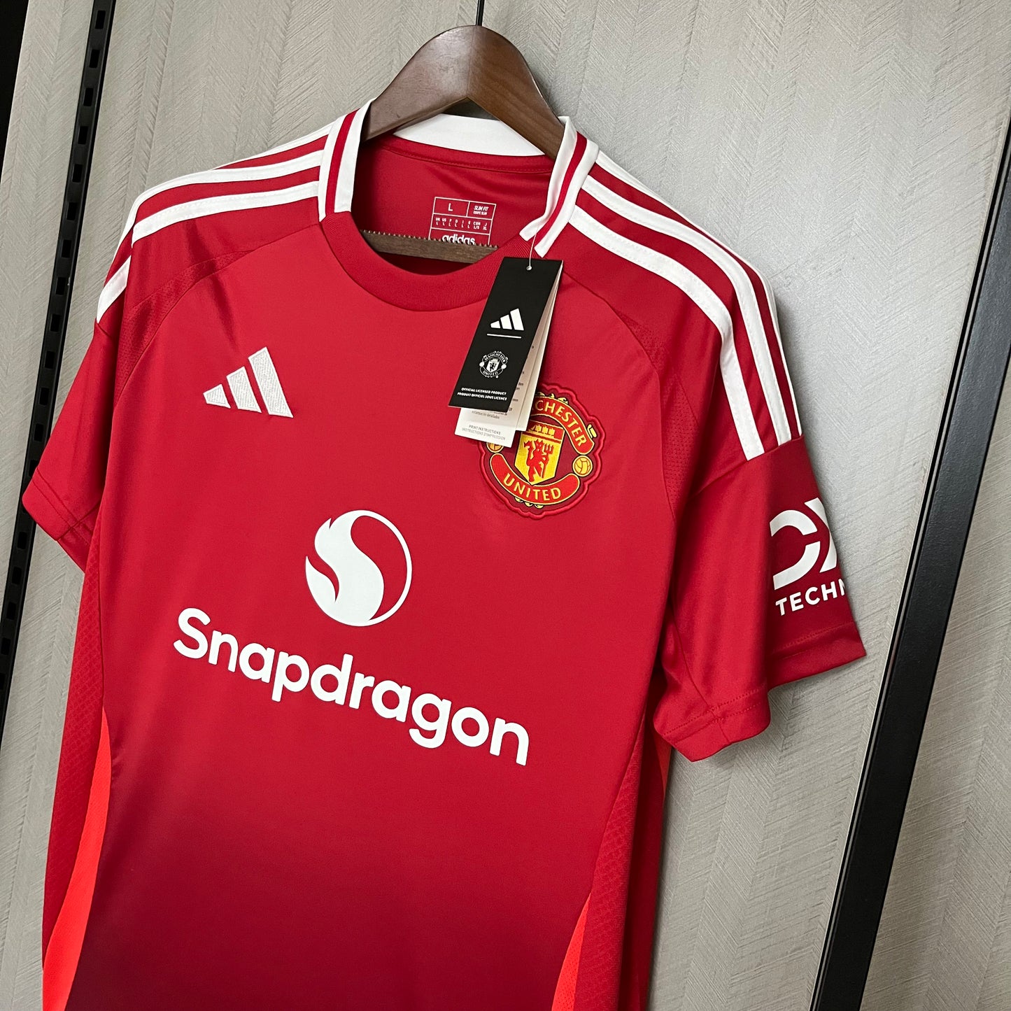 MANCHESTER UNITED 24/25 LOCAL