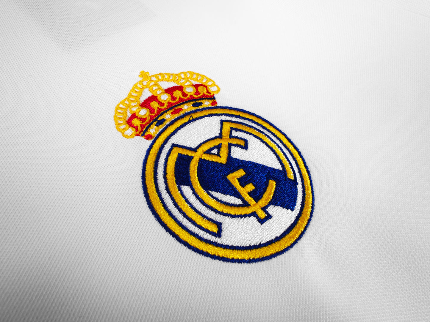REAL MADRID 03/04 LOCAL