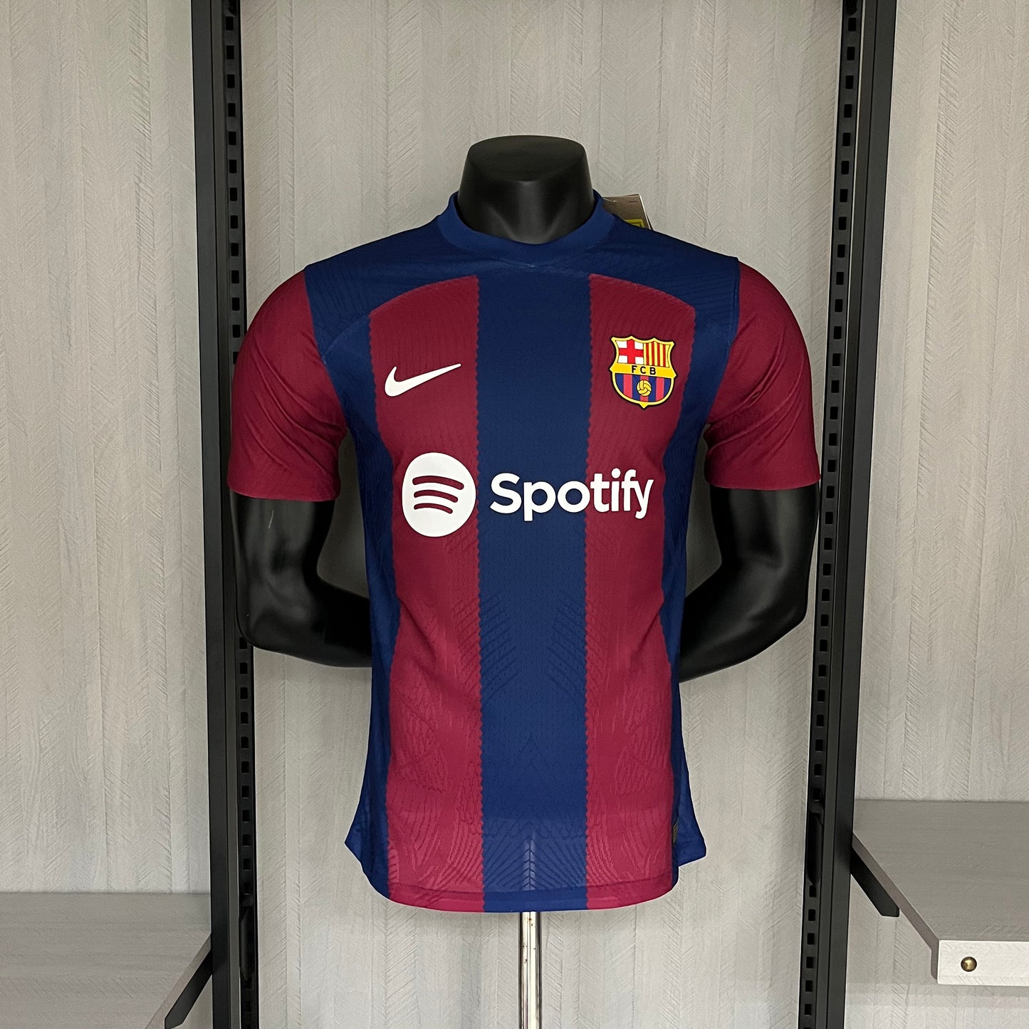BARCELONA 23/24 LOCAL