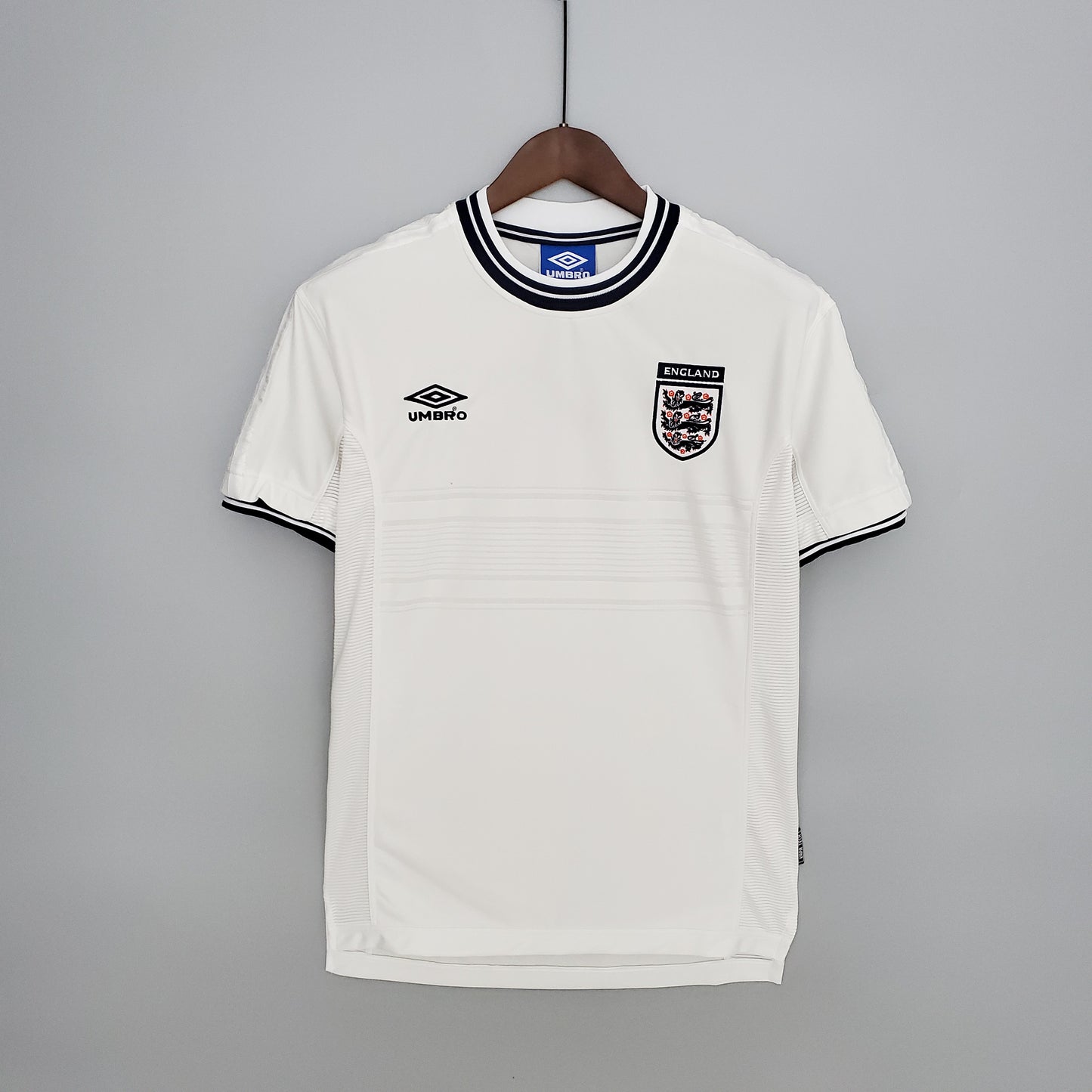 INGLATERRA 2000 LOCAL