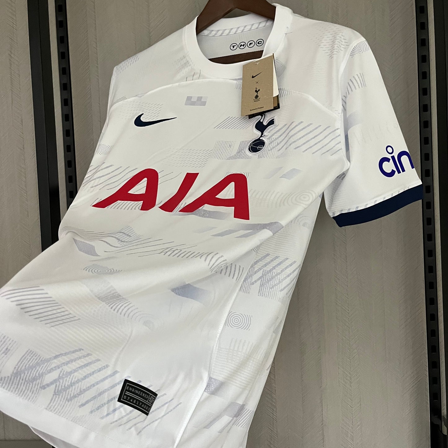 TOTTENHAM 23/24 LOCAL
