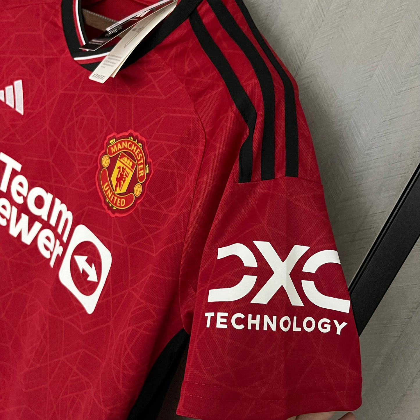 MANCHESTER UNITED 23/24 LOCAL