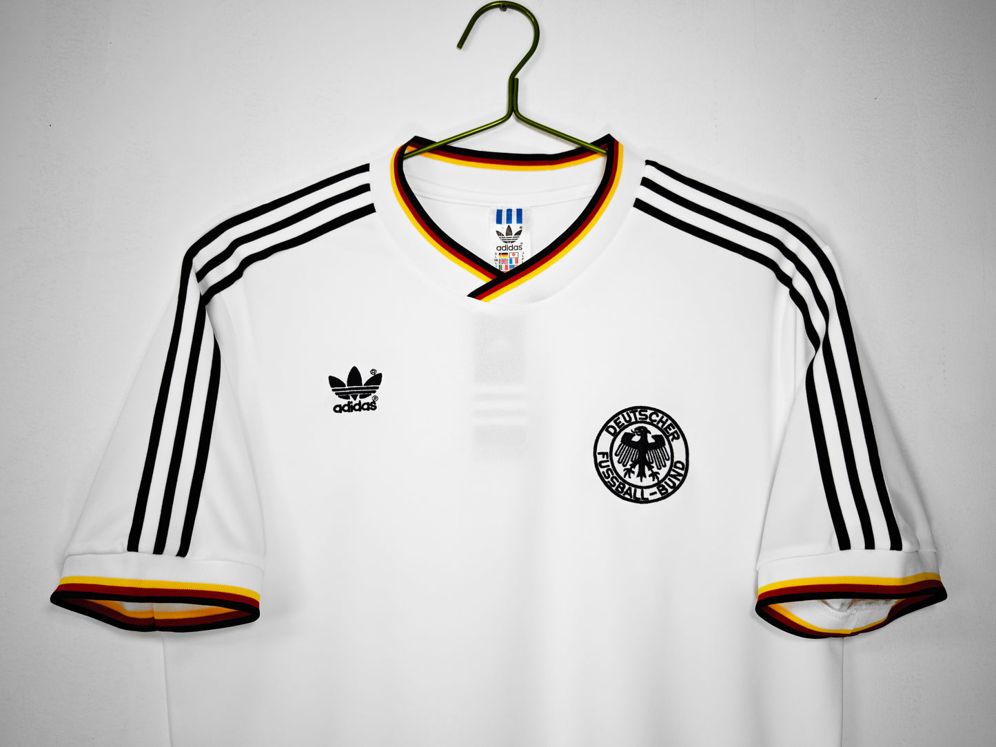 ALEMANIA 86 LOCAL