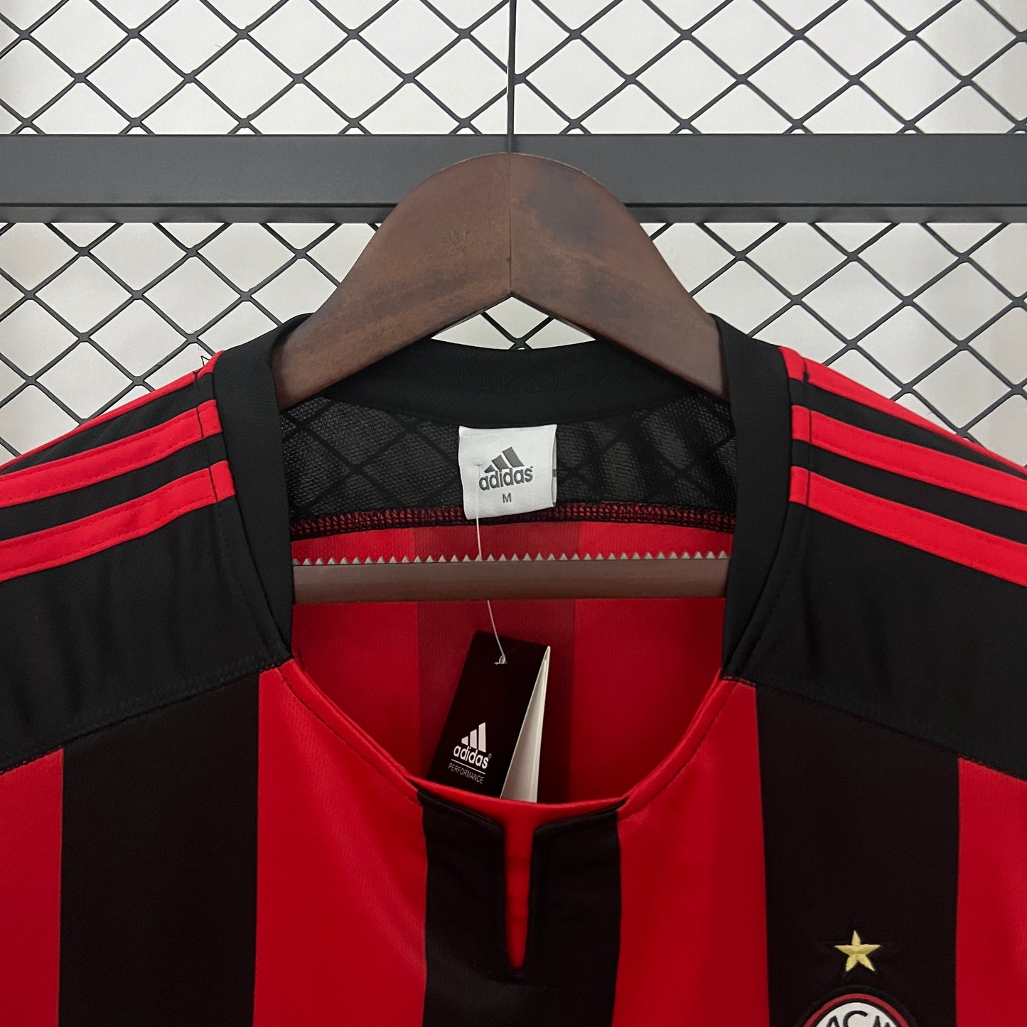 AC MILAN 03/04 LOCAL