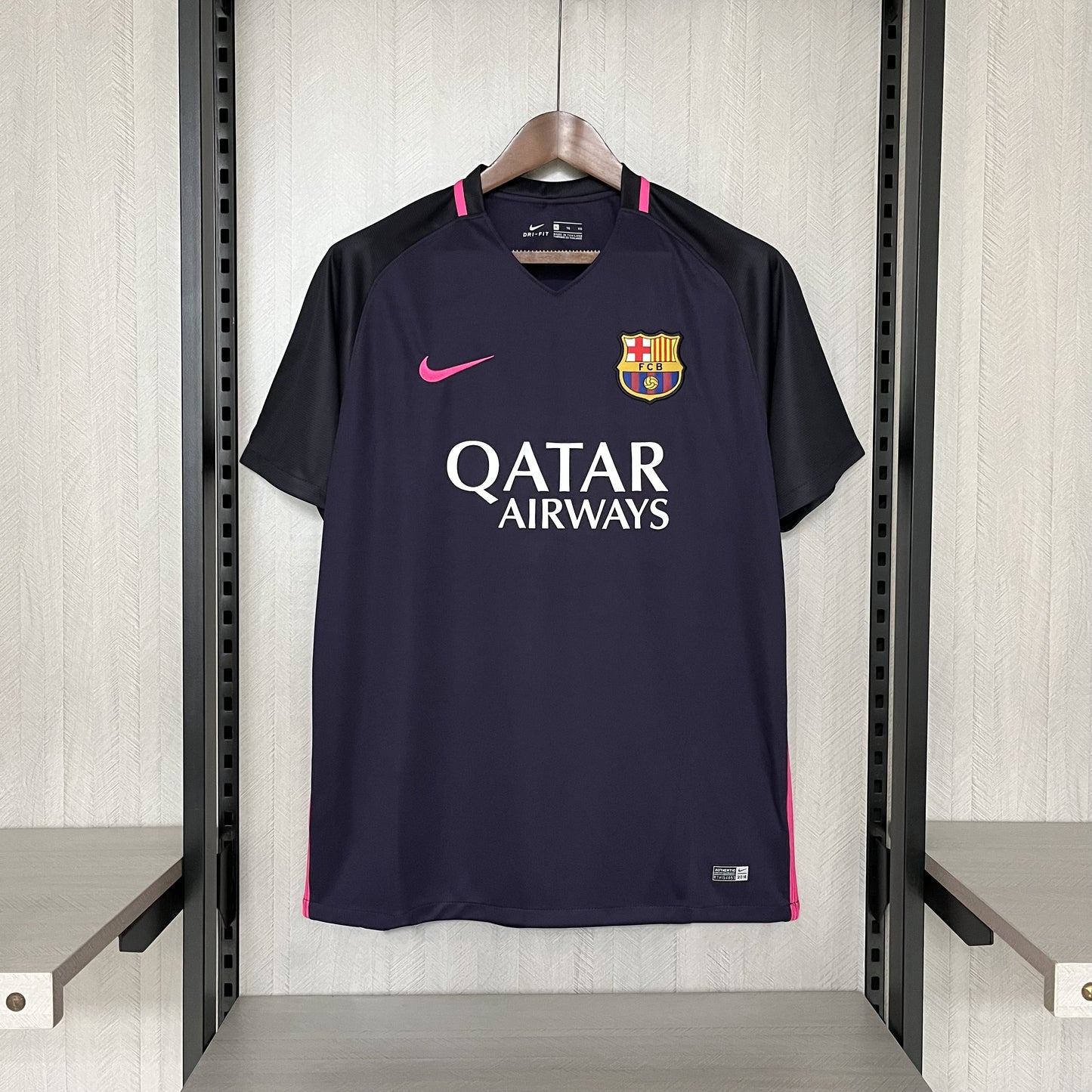 MESSI - BARCELONA 16/17 VISITA