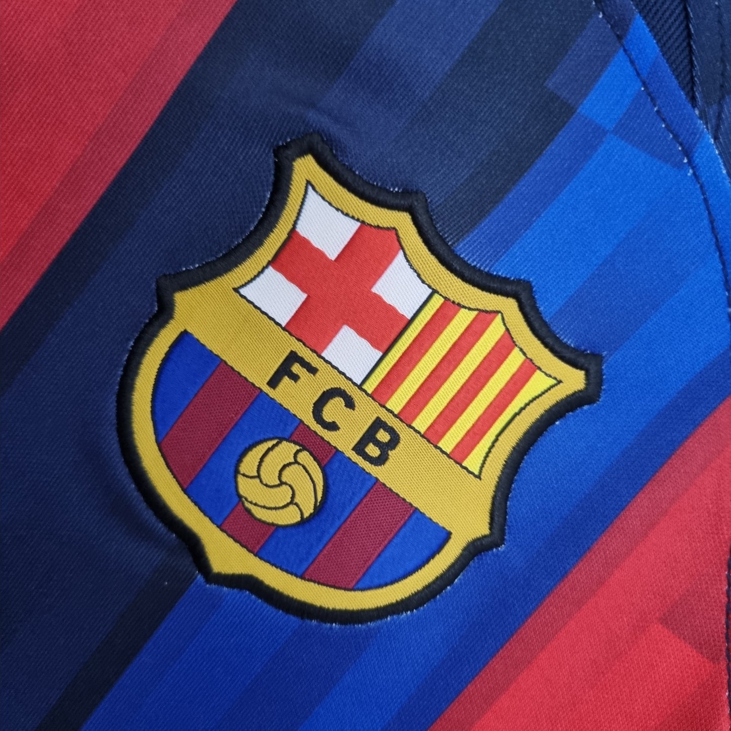 BARCELONA 22/23 LOCAL