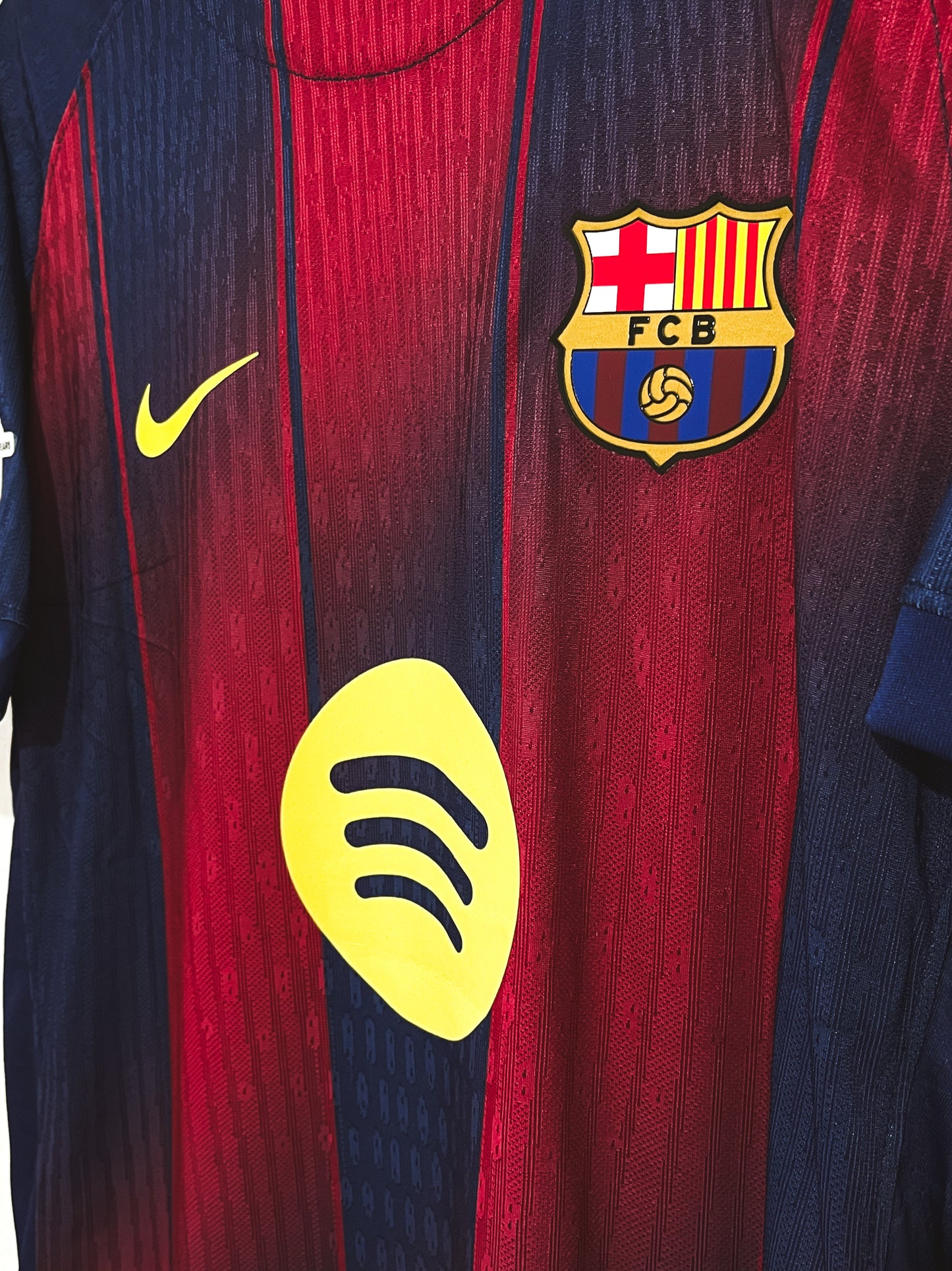 BARCELONA 25/26 LOCAL