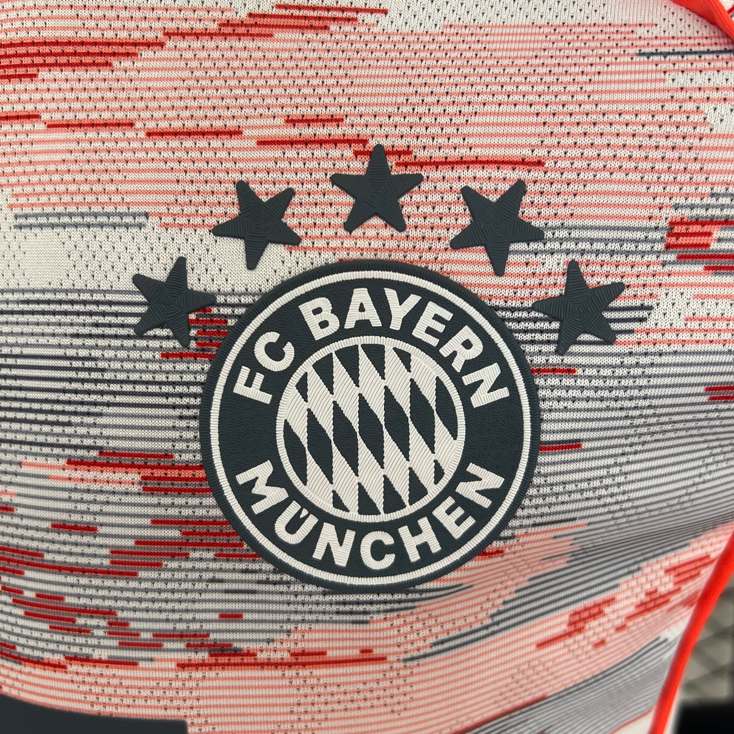 BAYERN MUNICH 25/26 VISITA