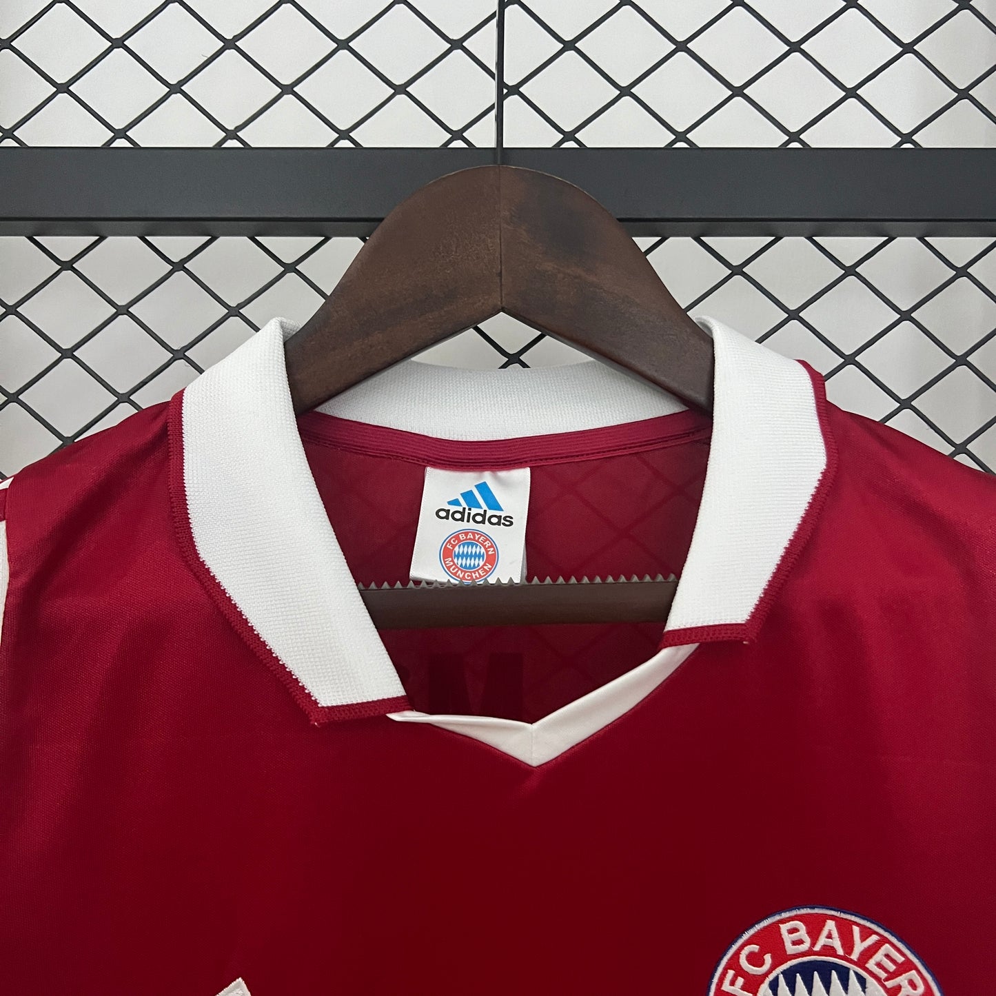 BAYERN MUNICH 03/04 LOCAL