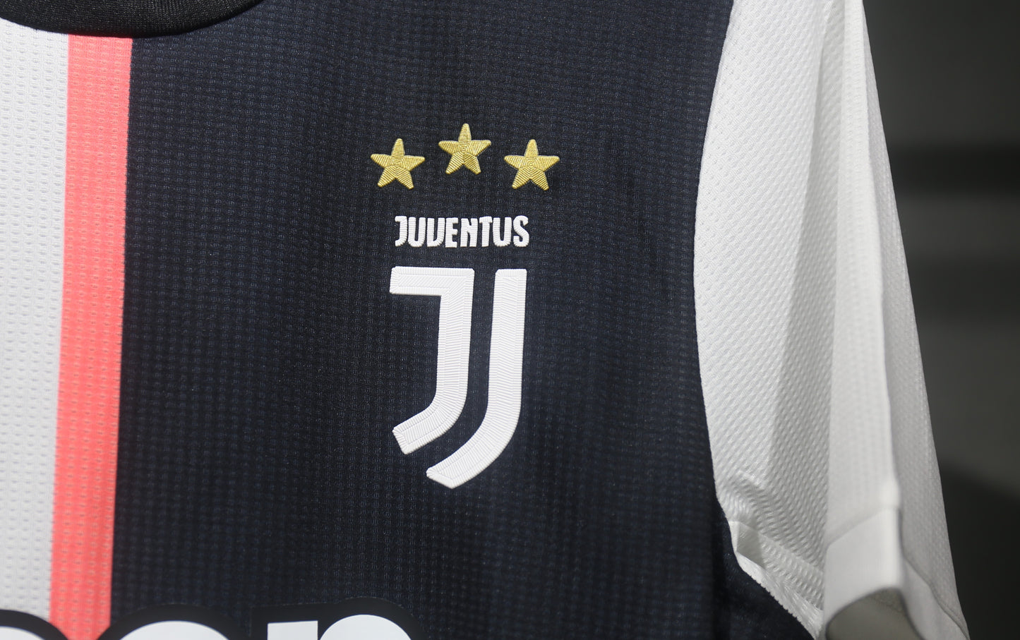 RONALDO - JUVENTUS 19/20 LOCAL