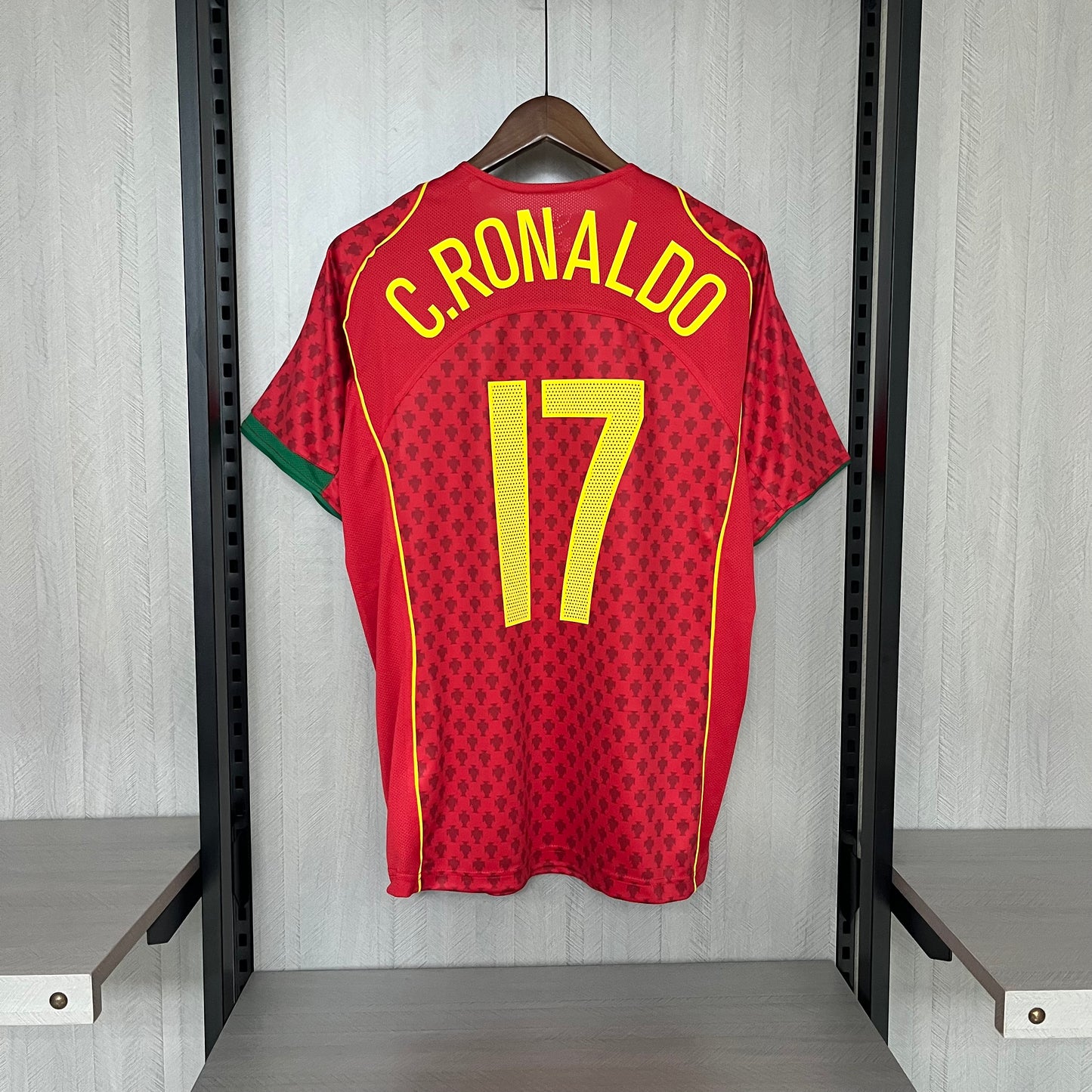 RONALDO - PORTUGAL 2004 LOCAL