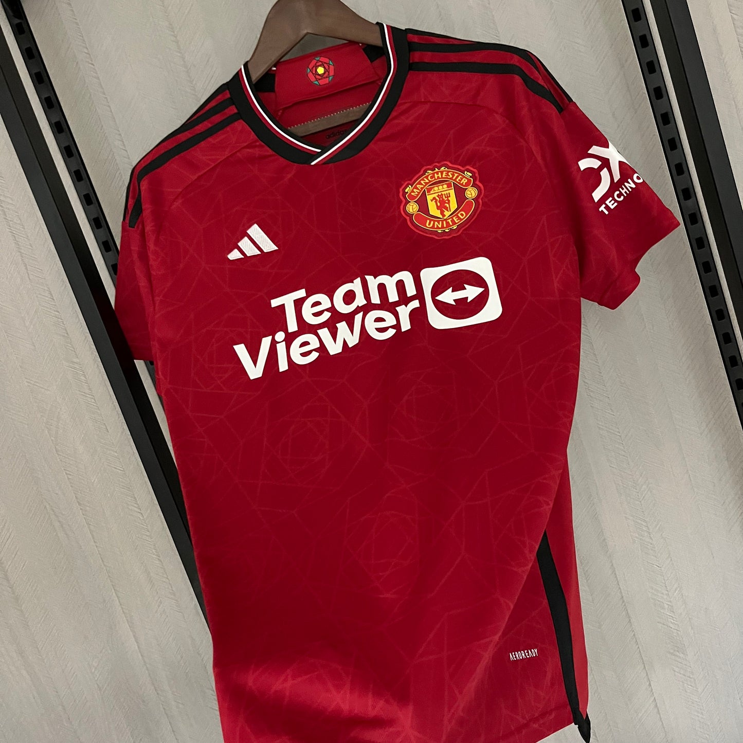 MANCHESTER UNITED 23/24 LOCAL