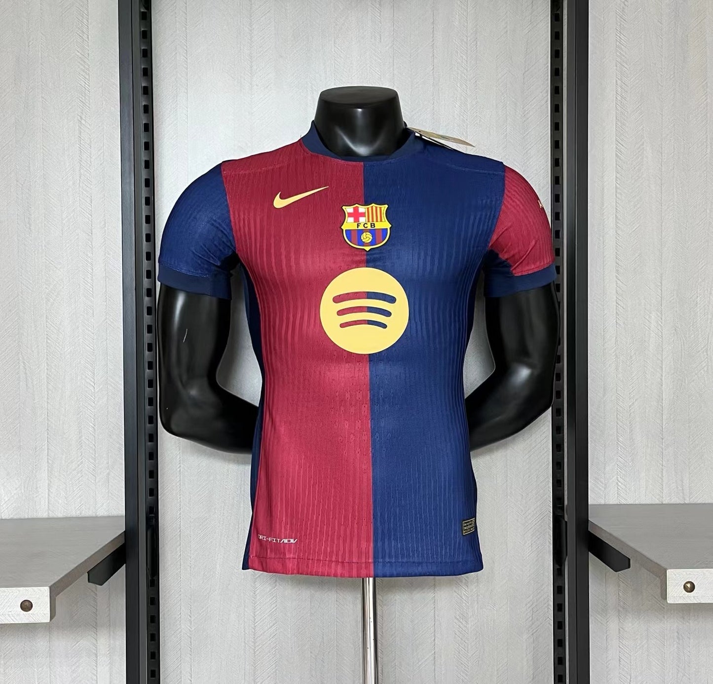 BARCELONA 24/25 LOCAL