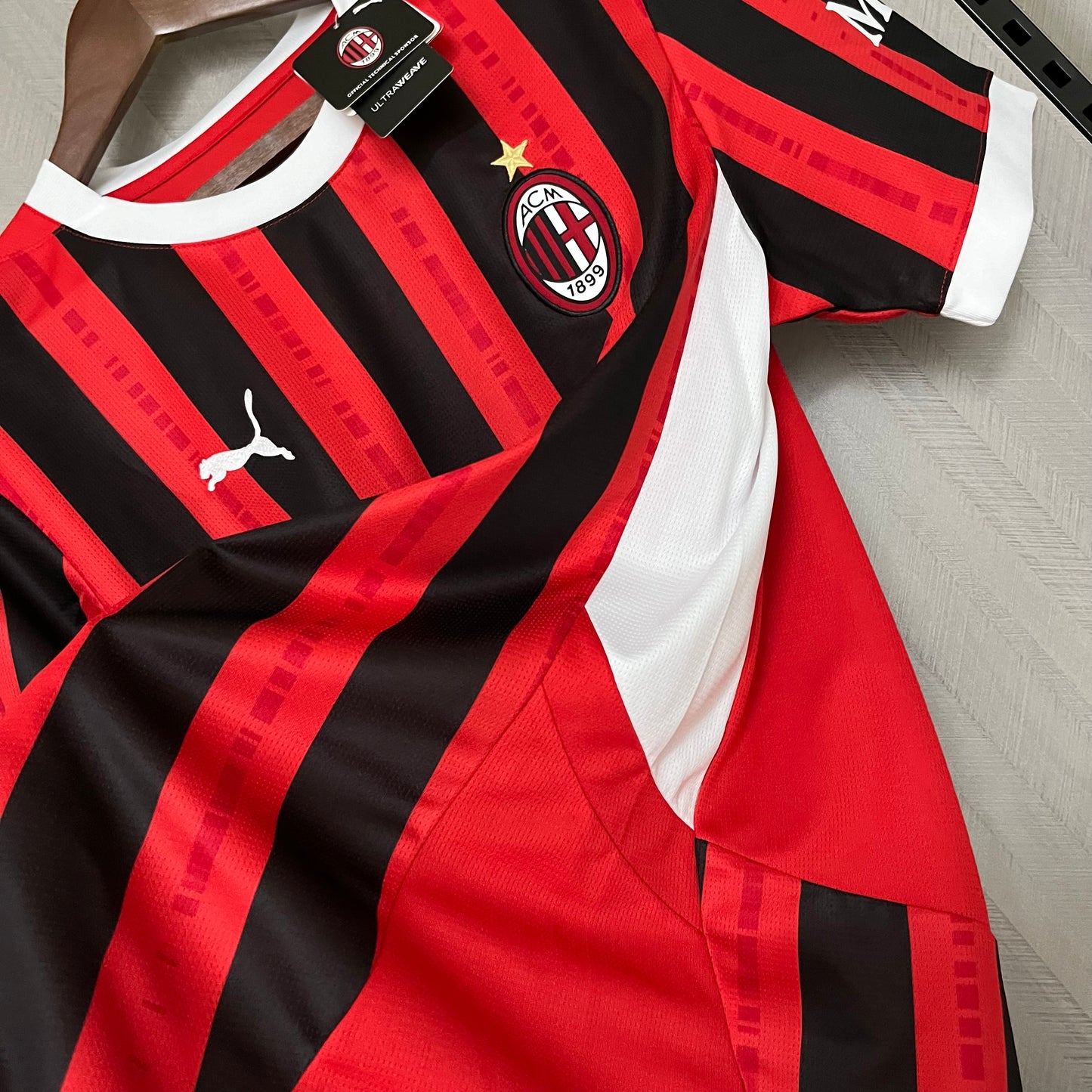 AC MILAN 24/25 LOCAL
