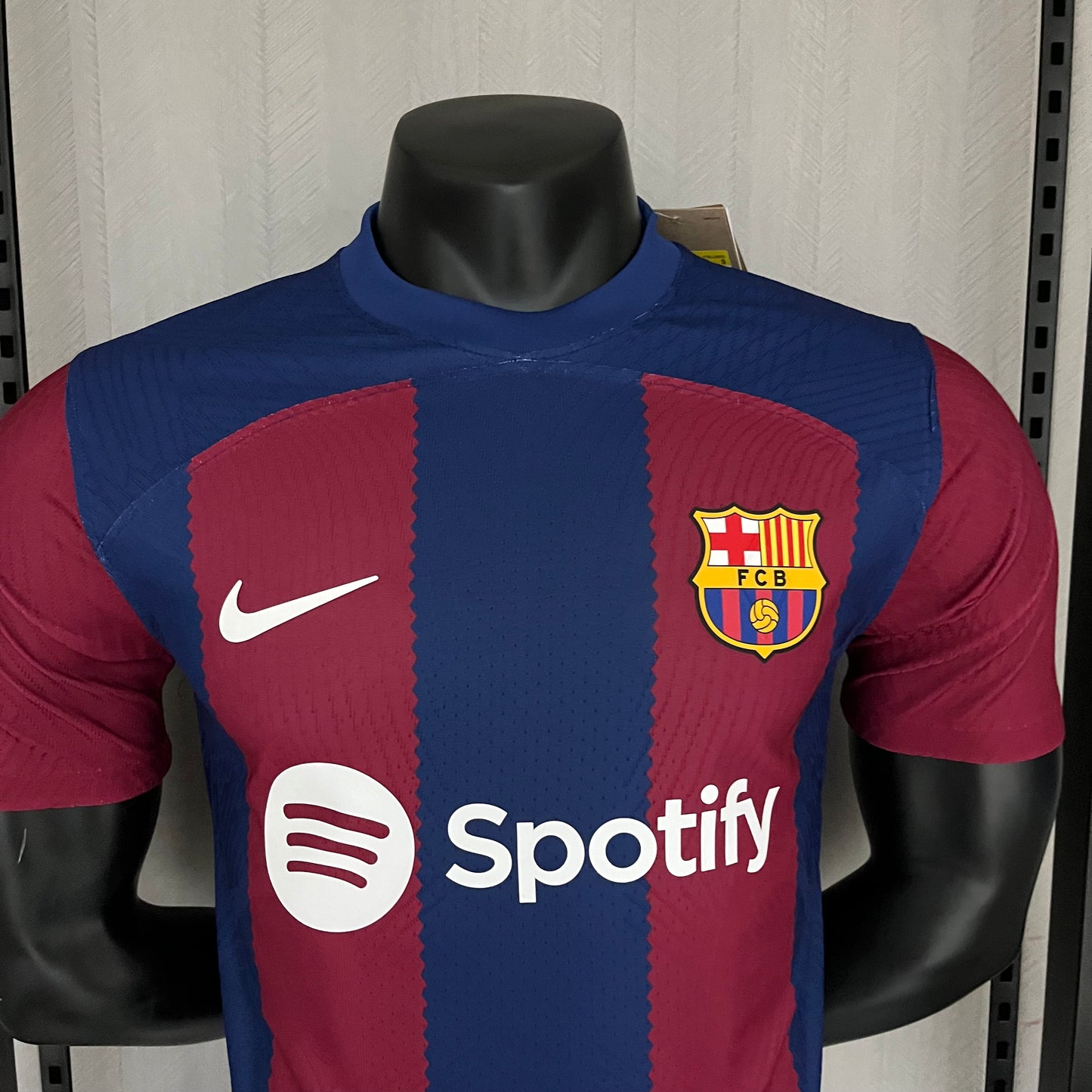 BARCELONA 23/24 LOCAL