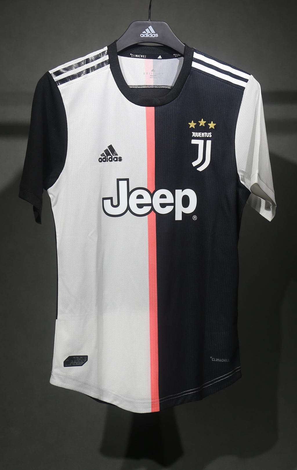 RONALDO - JUVENTUS 19/20 LOCAL