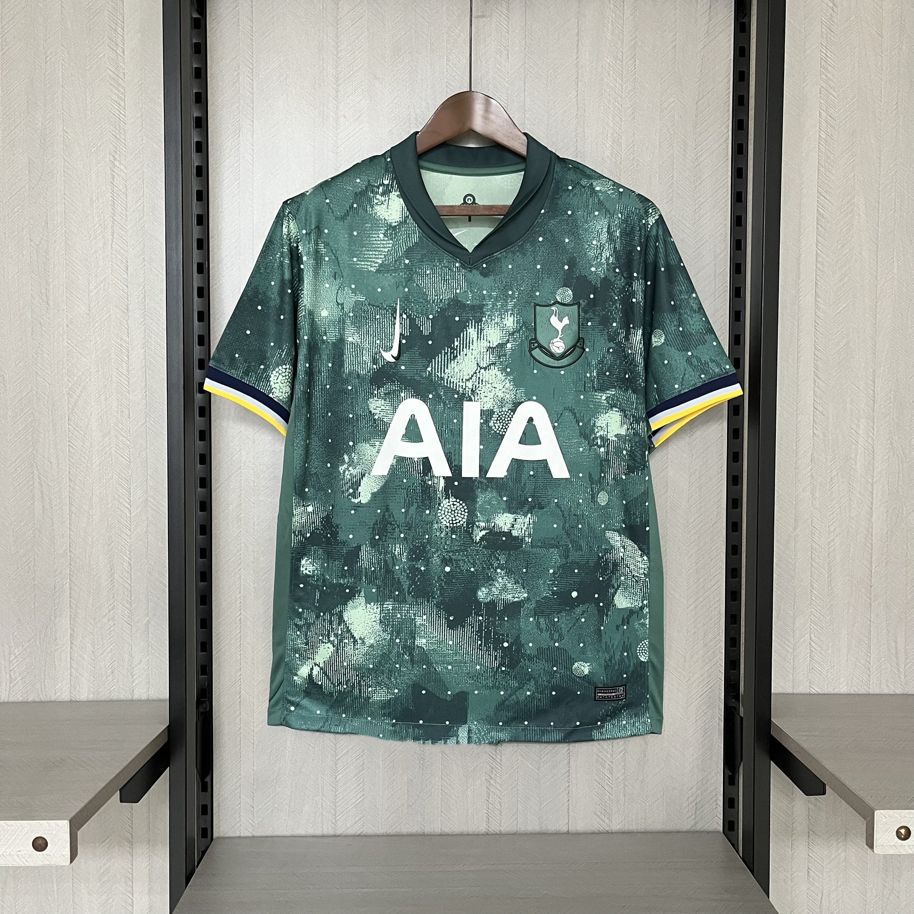 TOTTENHAM 24/25 TERCERA