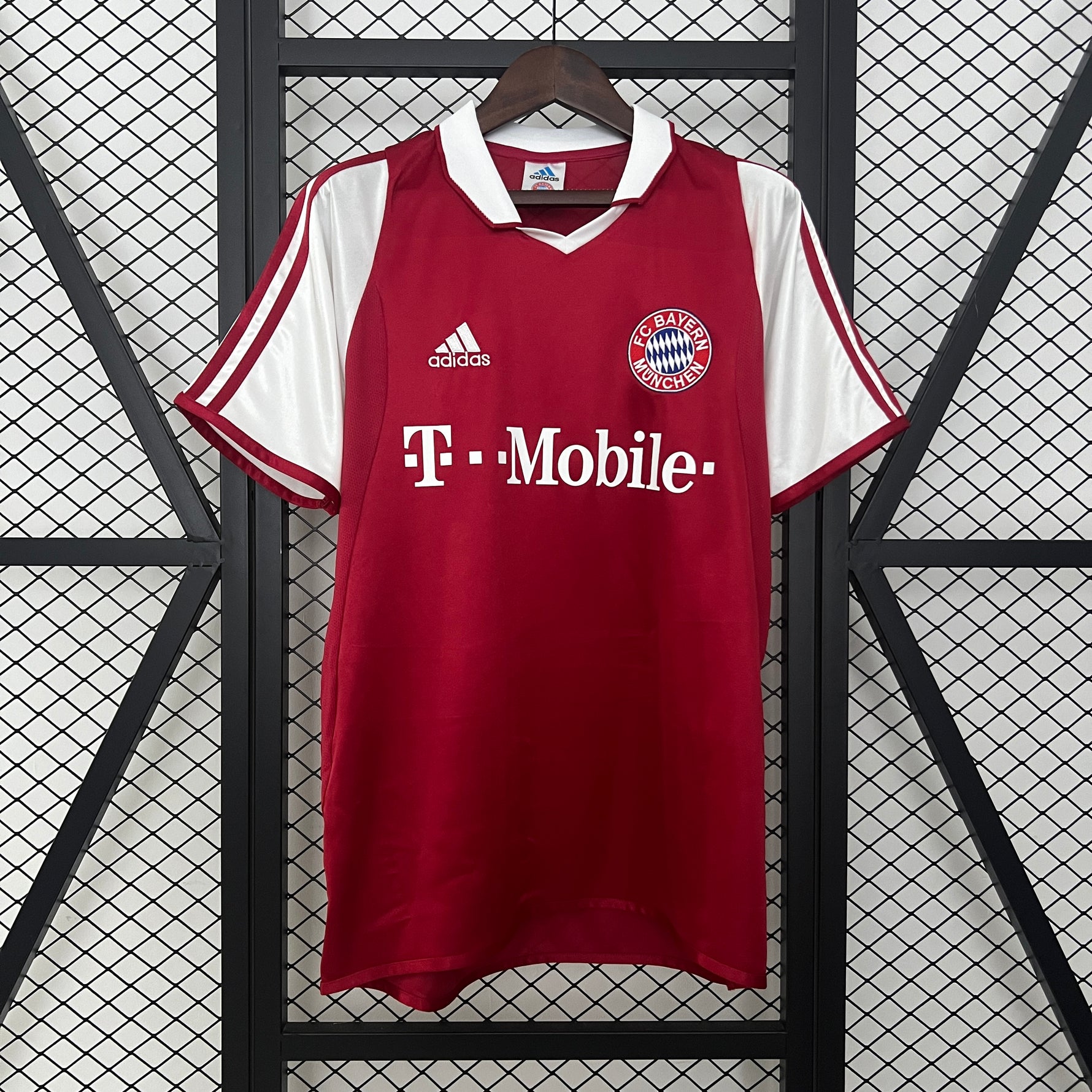 BAYERN MUNICH 03/04 LOCAL