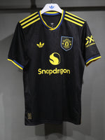 MANCHESTER UNITED 25/26 TERCERA
