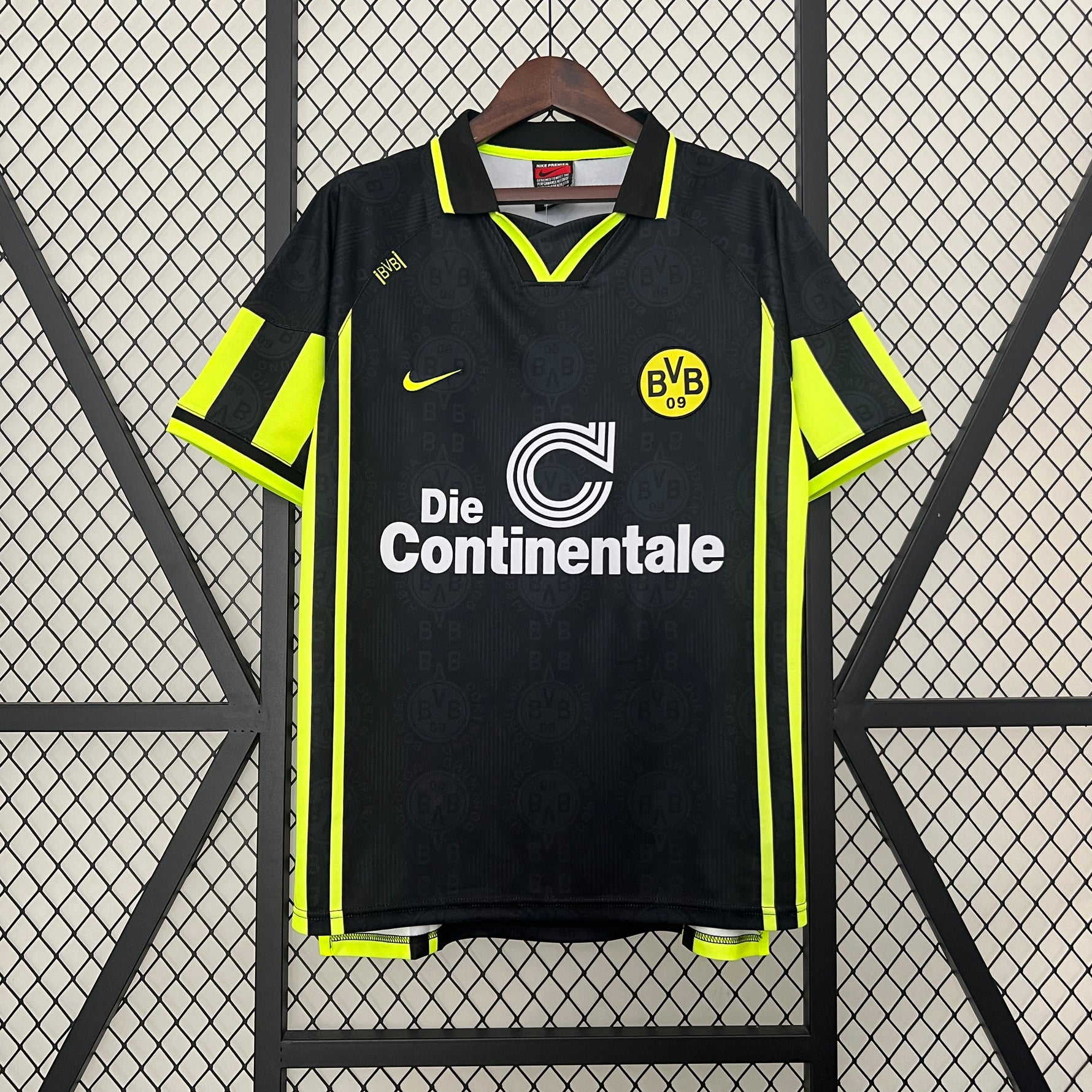 BORUSSIA DORTMUND 96/97 VISITA