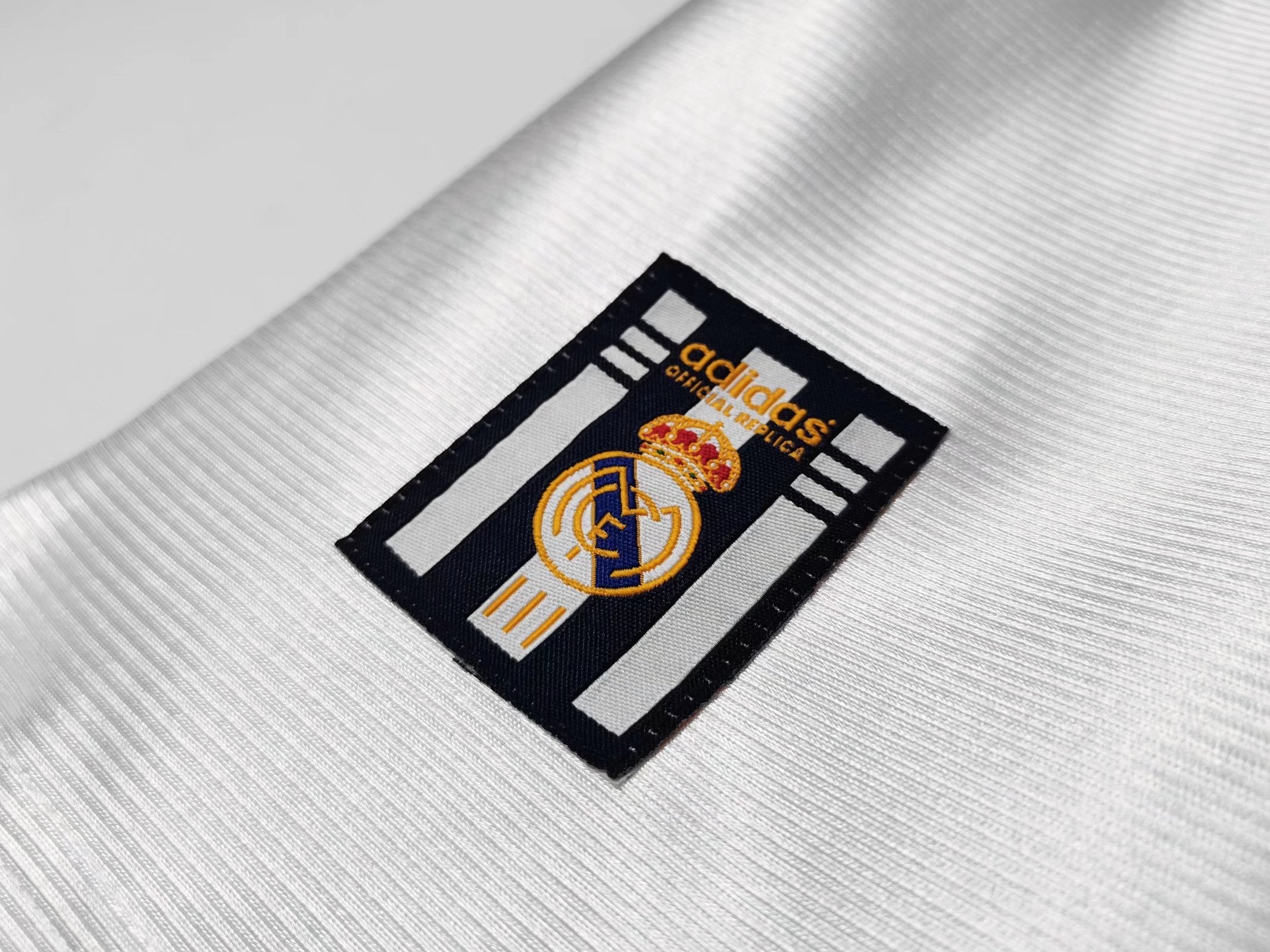 REAL MADRID 98/00 LOCAL