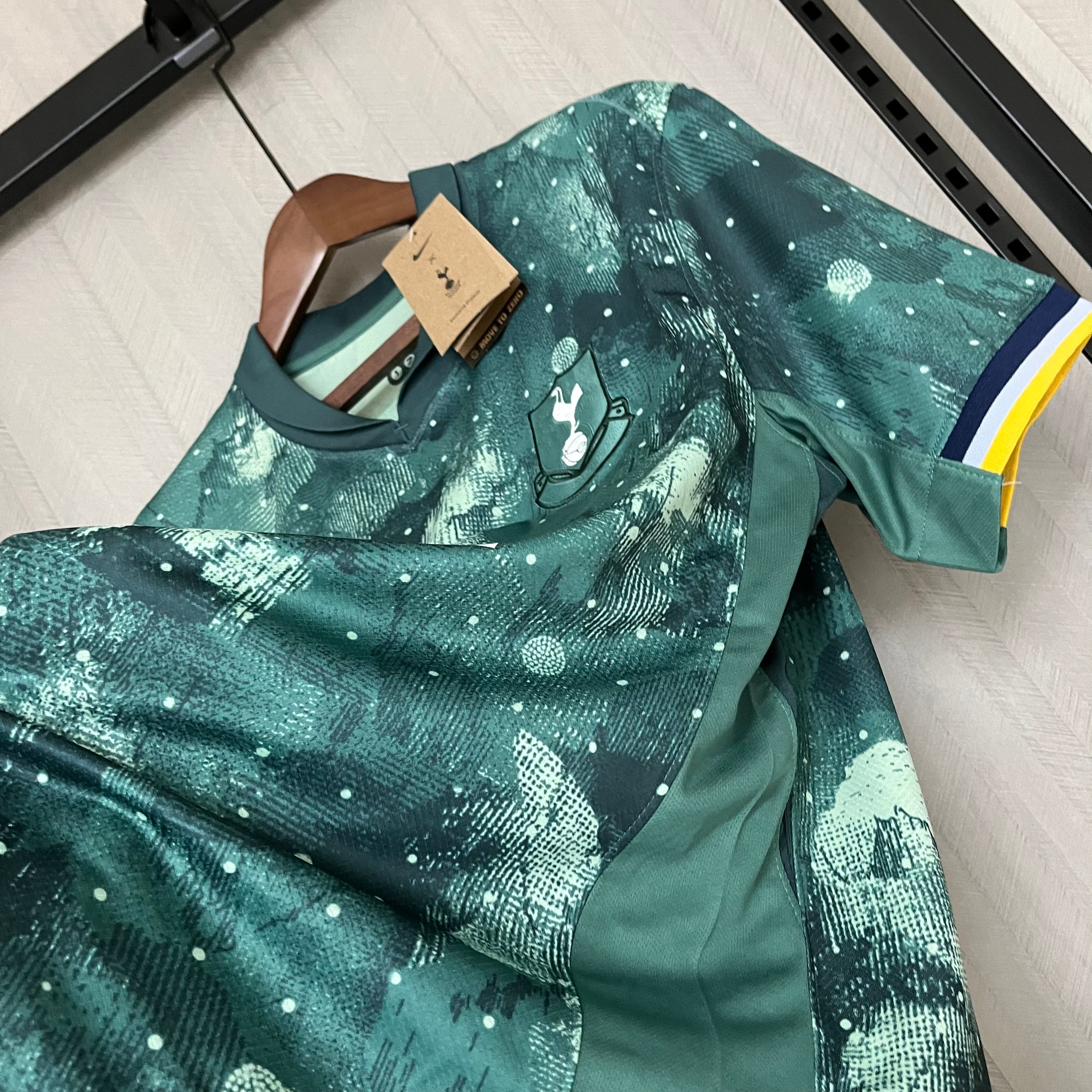 TOTTENHAM 24/25 TERCERA