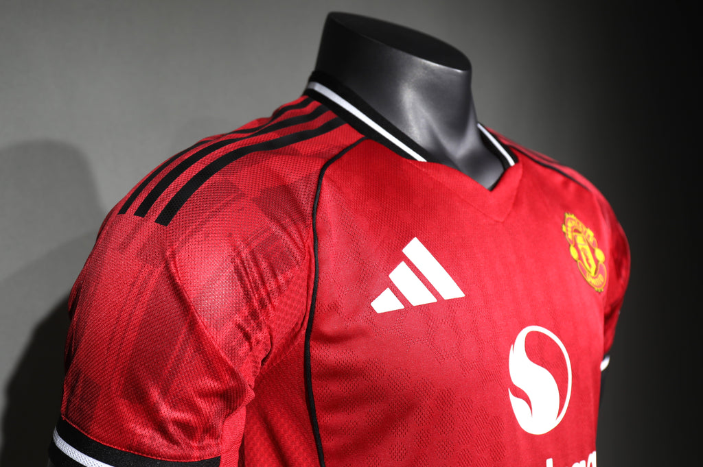 MANCHESTER UNITED 25/26 LOCAL