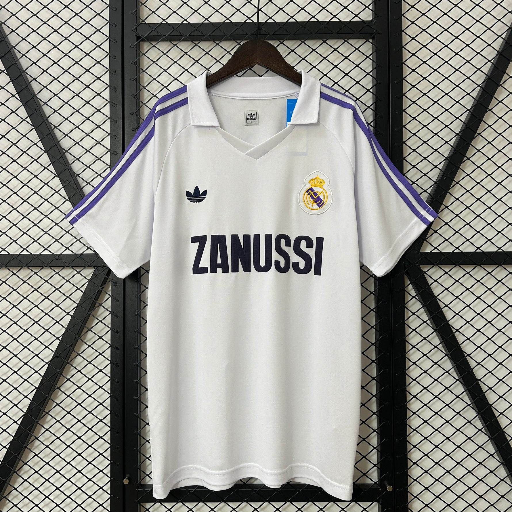 REAL MADRID 84/85 LOCAL