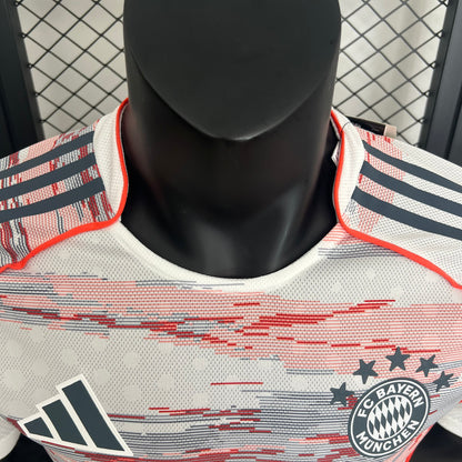 BAYERN MUNICH 25/26 VISITA