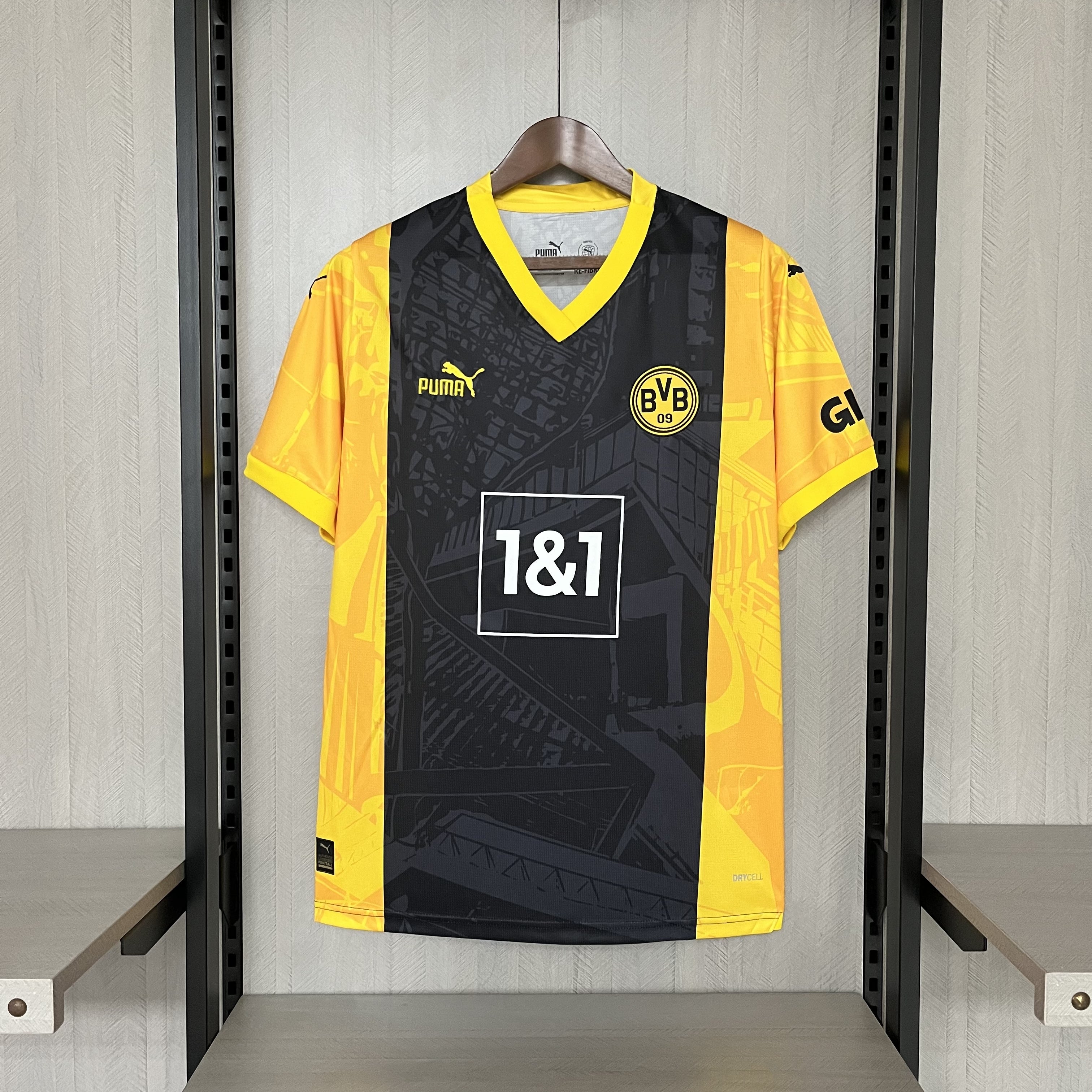 BORUSSIA DORTMUND 23/24 EDICIÓN ESPECIAL