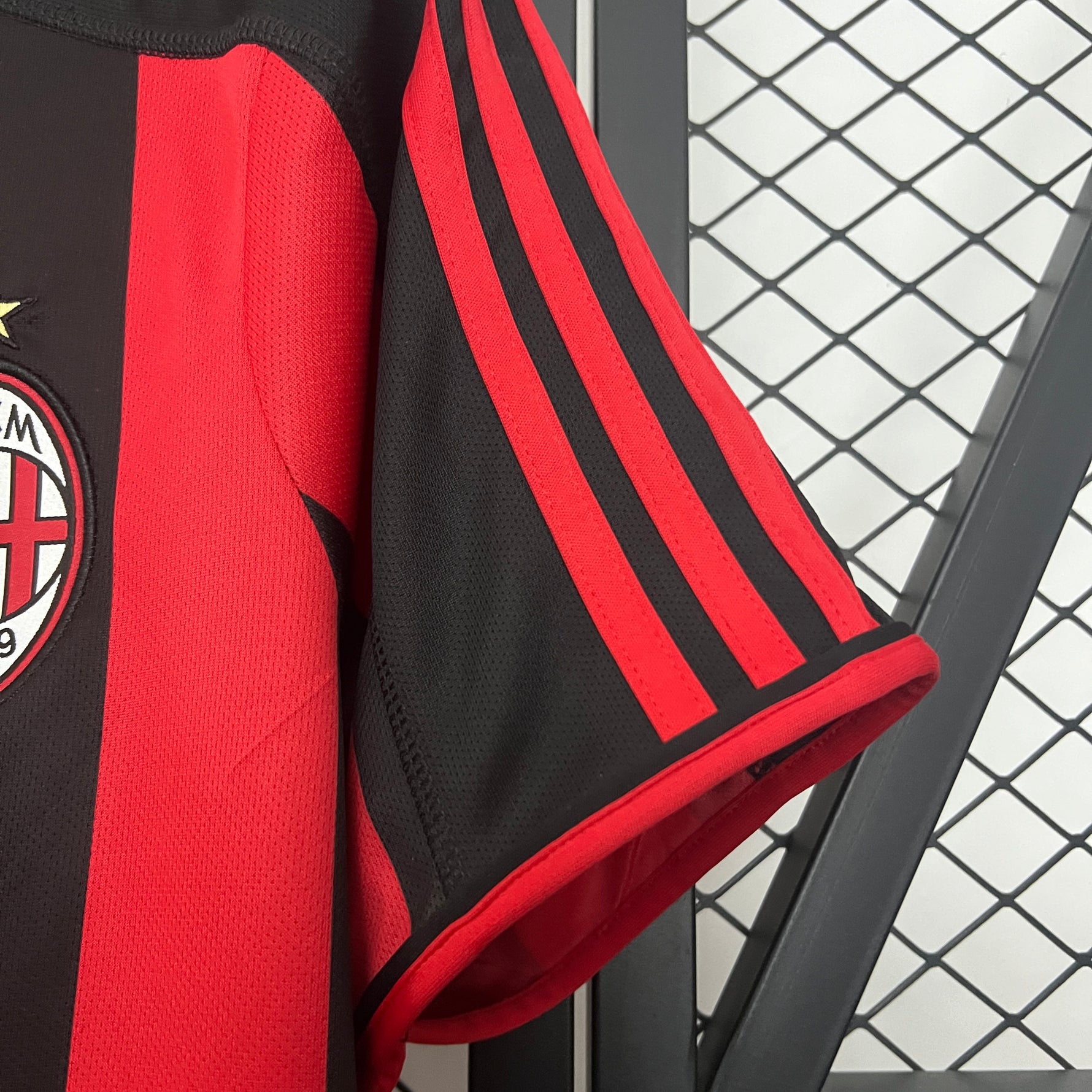 AC MILAN 03/04 LOCAL