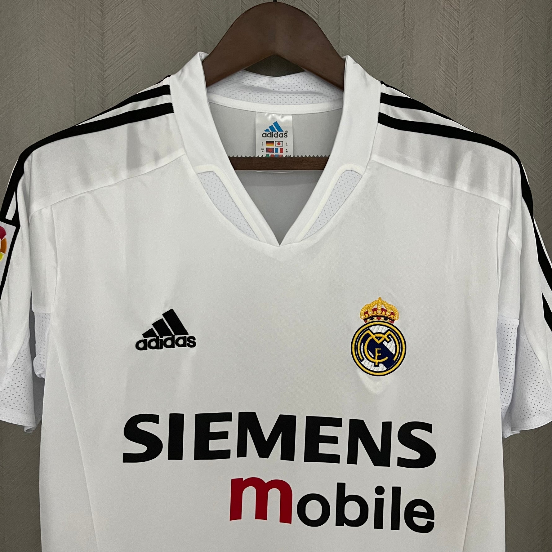 REAL MADRID 04/05 LOCAL