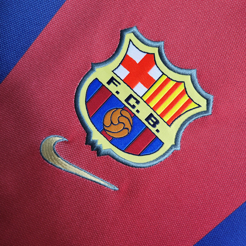 BARCELONA 98/99 LOCAL