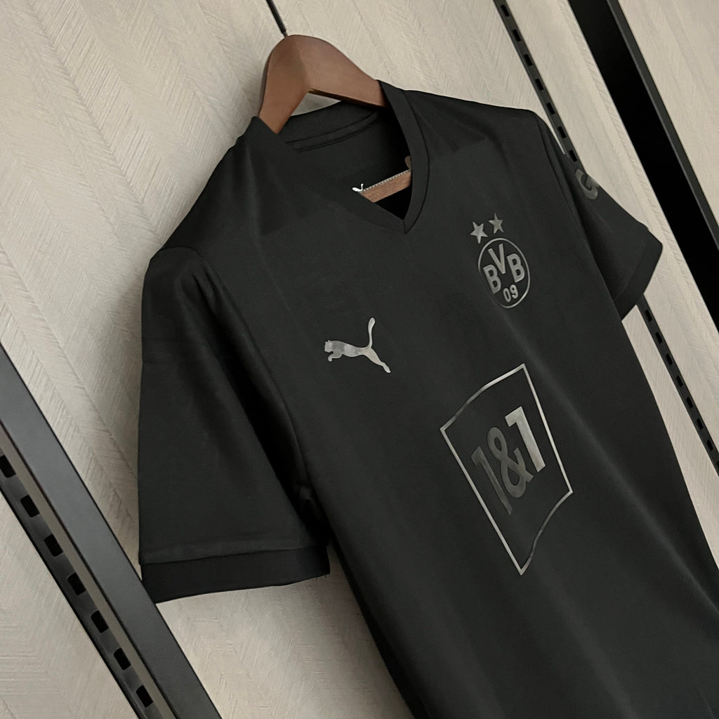 BORUSSIA DORTMUND 22/23 EDICIÓN ESPECIAL