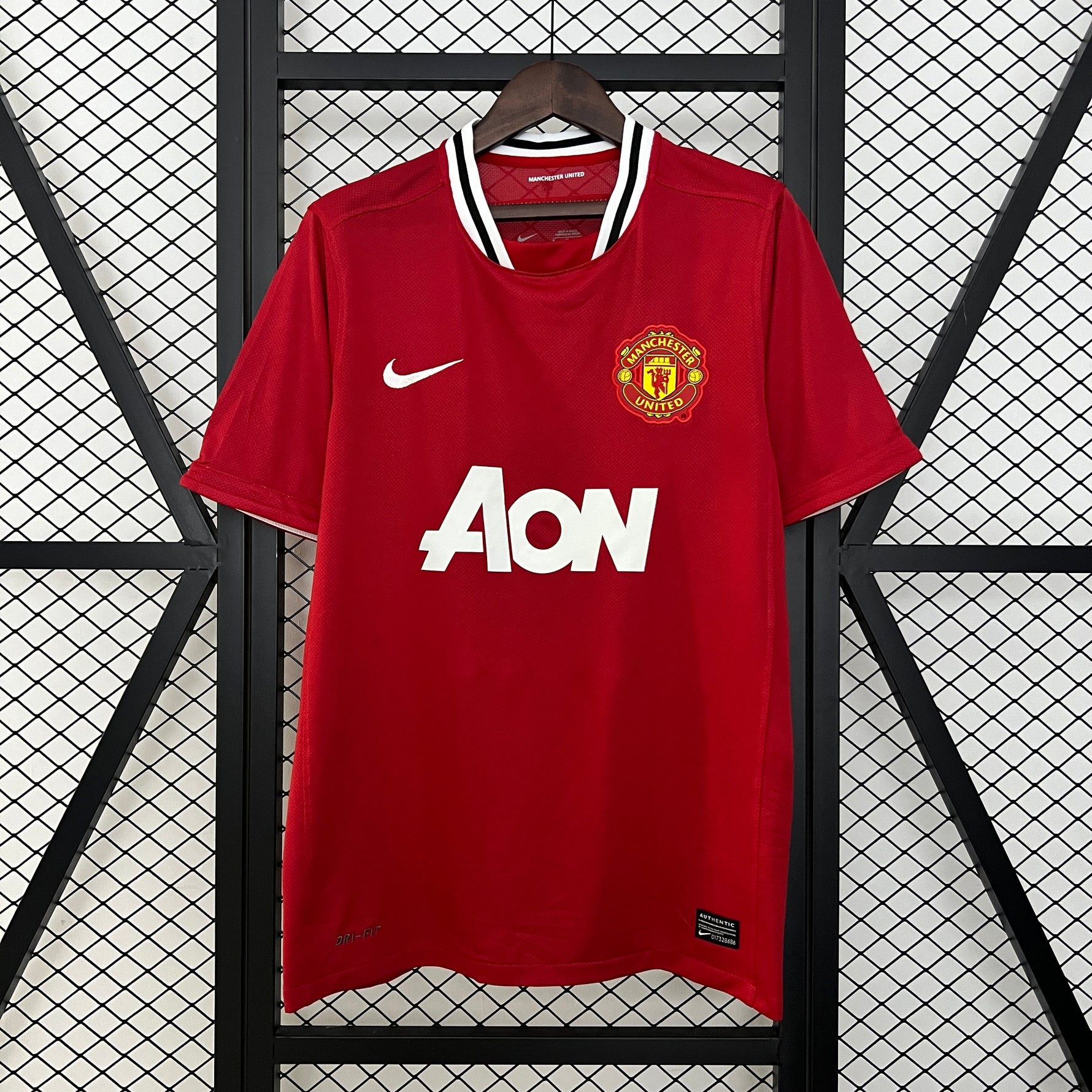 MANCHESTER UNITED 11/12 LOCAL