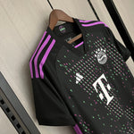 BAYERN MUNICH 23/24 VISITA
