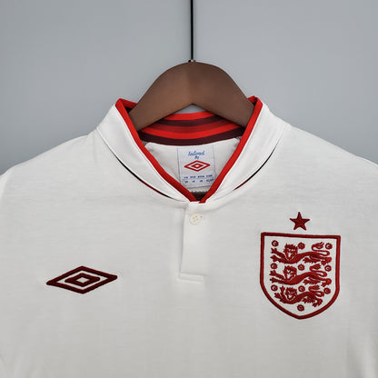 INGLATERRA 2012 LOCAL