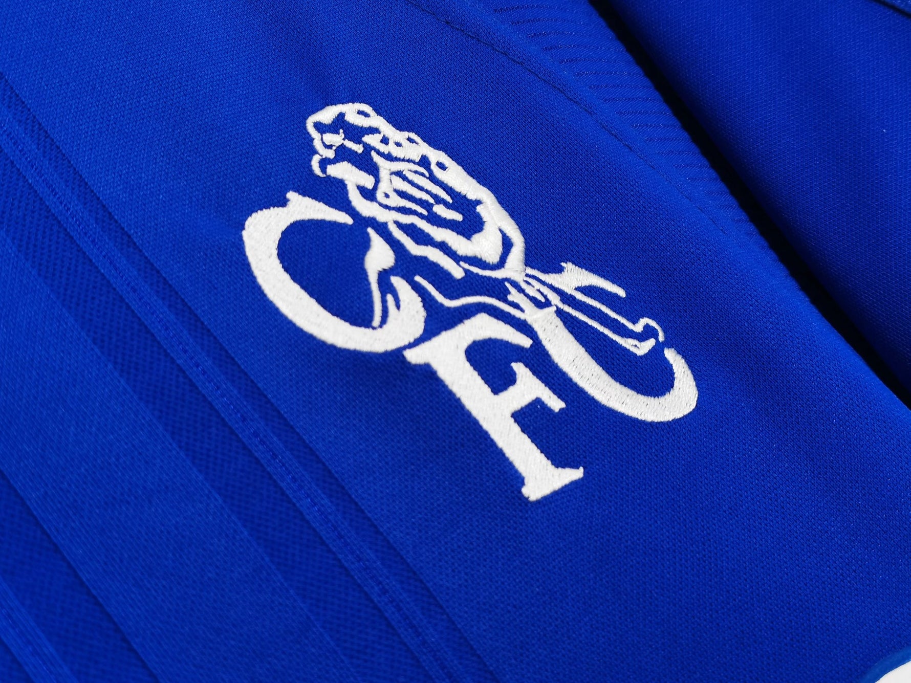 CHELSEA 99/01 LOCAL