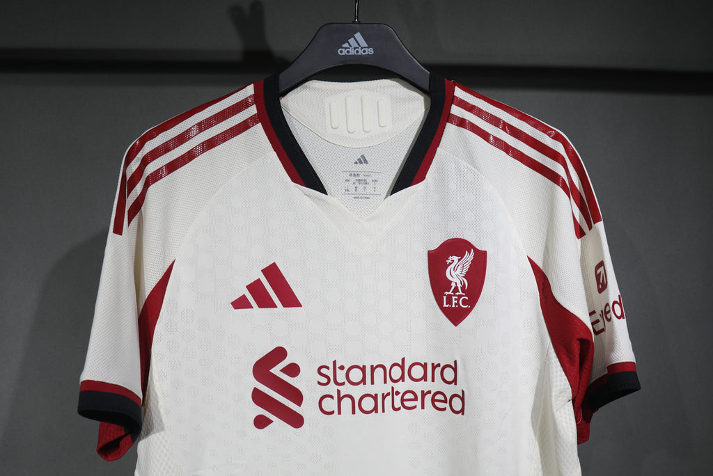 LIVERPOOL 25/26 VISITA