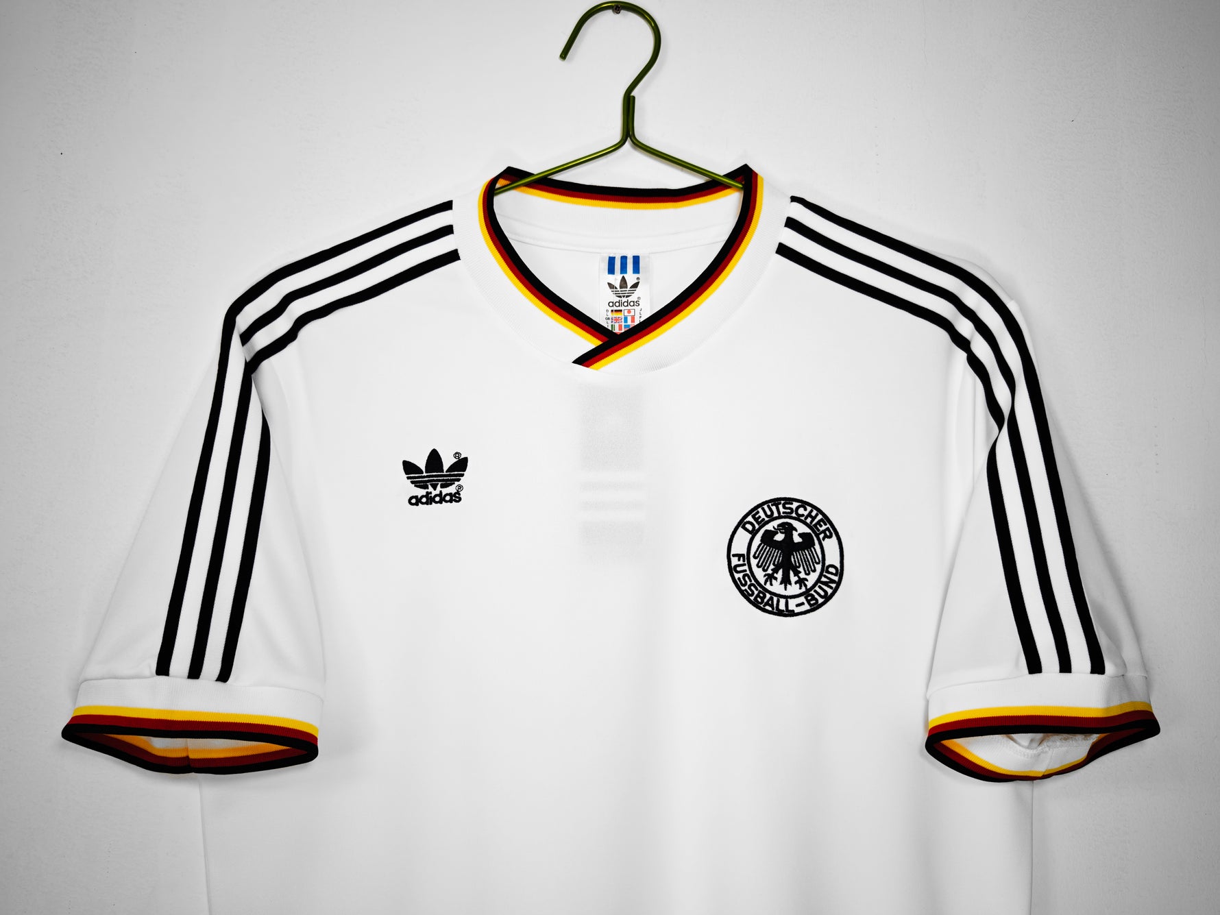 ALEMANIA 86 LOCAL