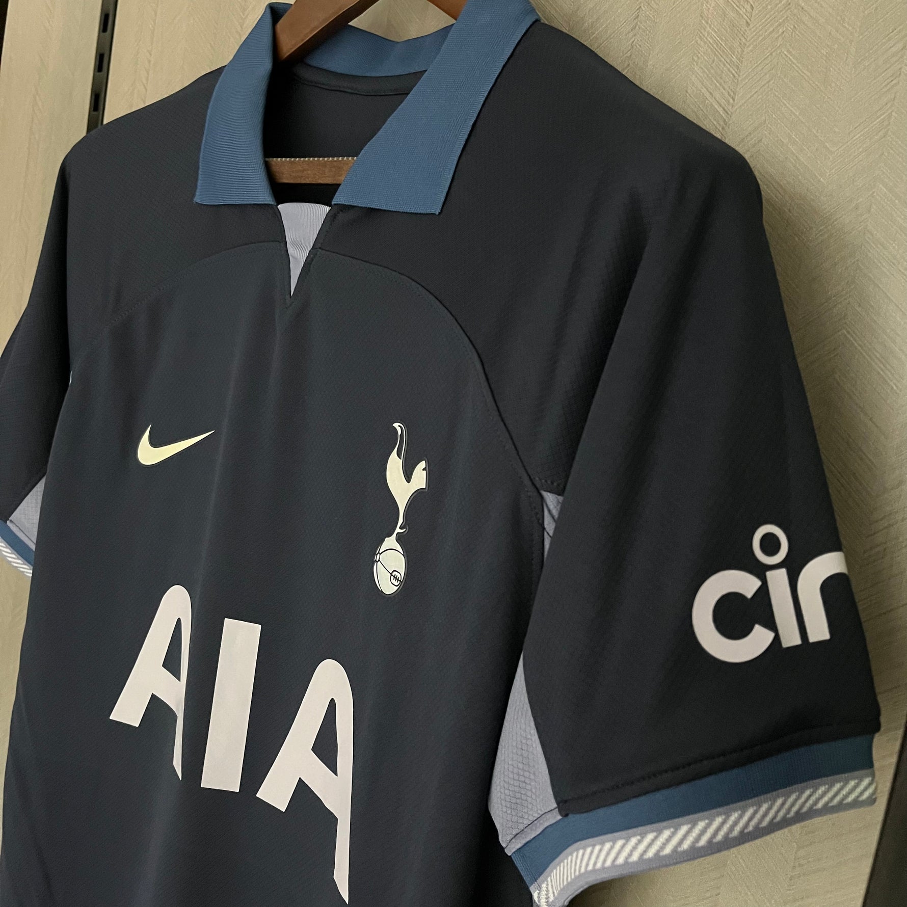 TOTTENHAM 23/24 VISITA