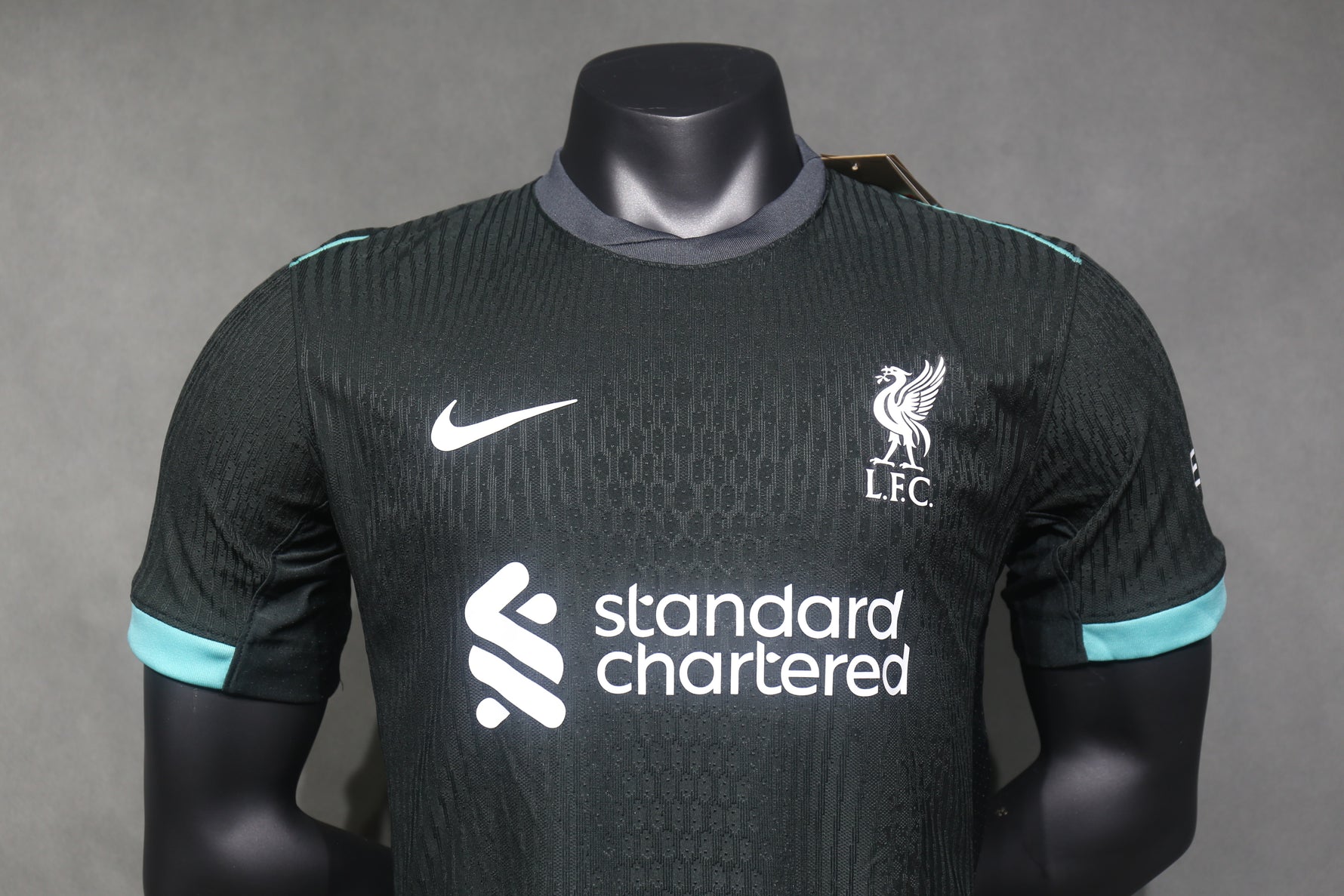 LIVERPOOL 24/25 VISITA
