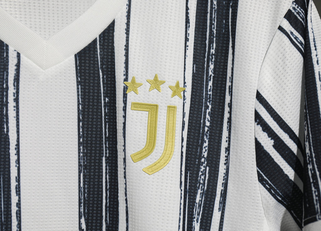 JUVENTUS 20/21 LOCAL