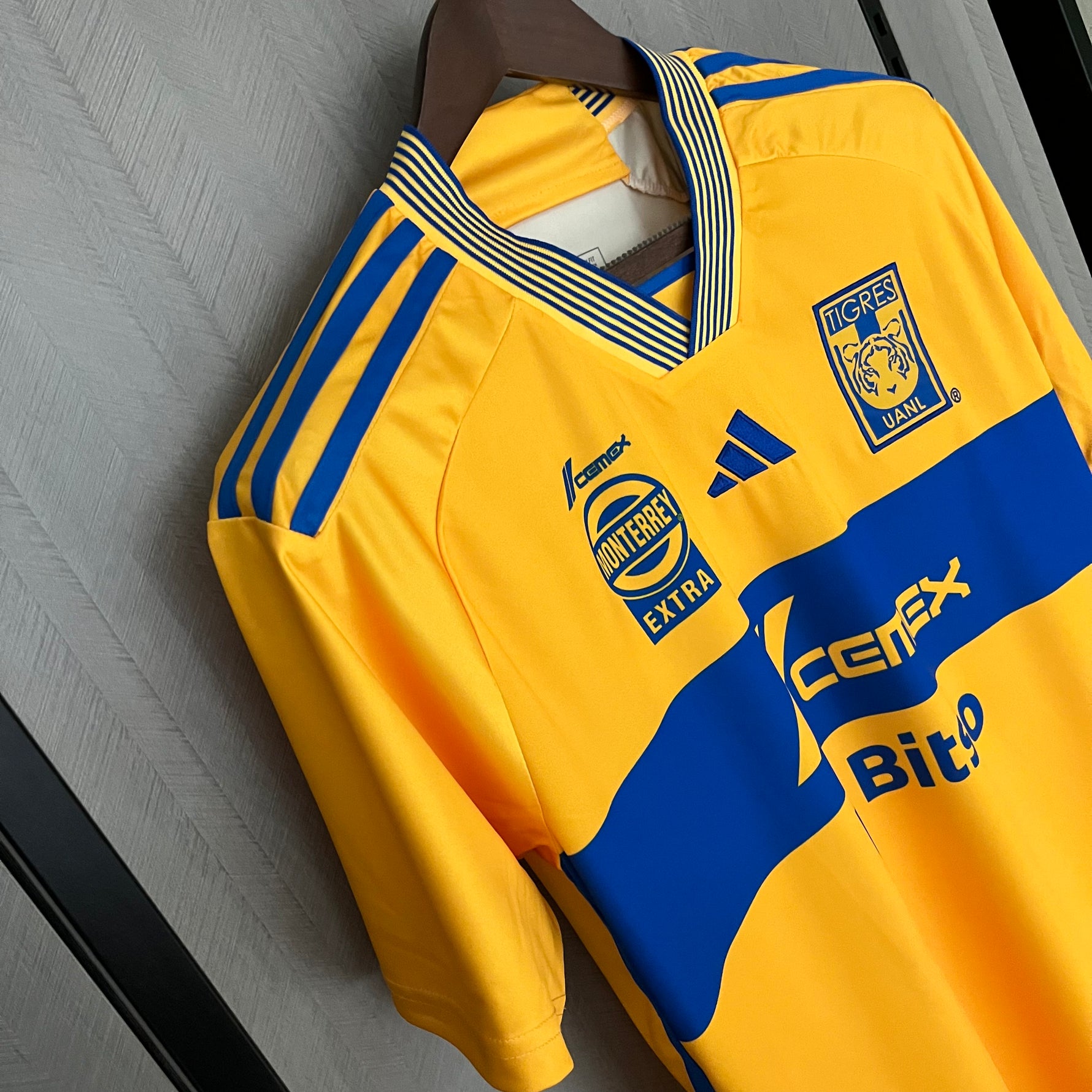 TIGRES 23/24 LOCAL