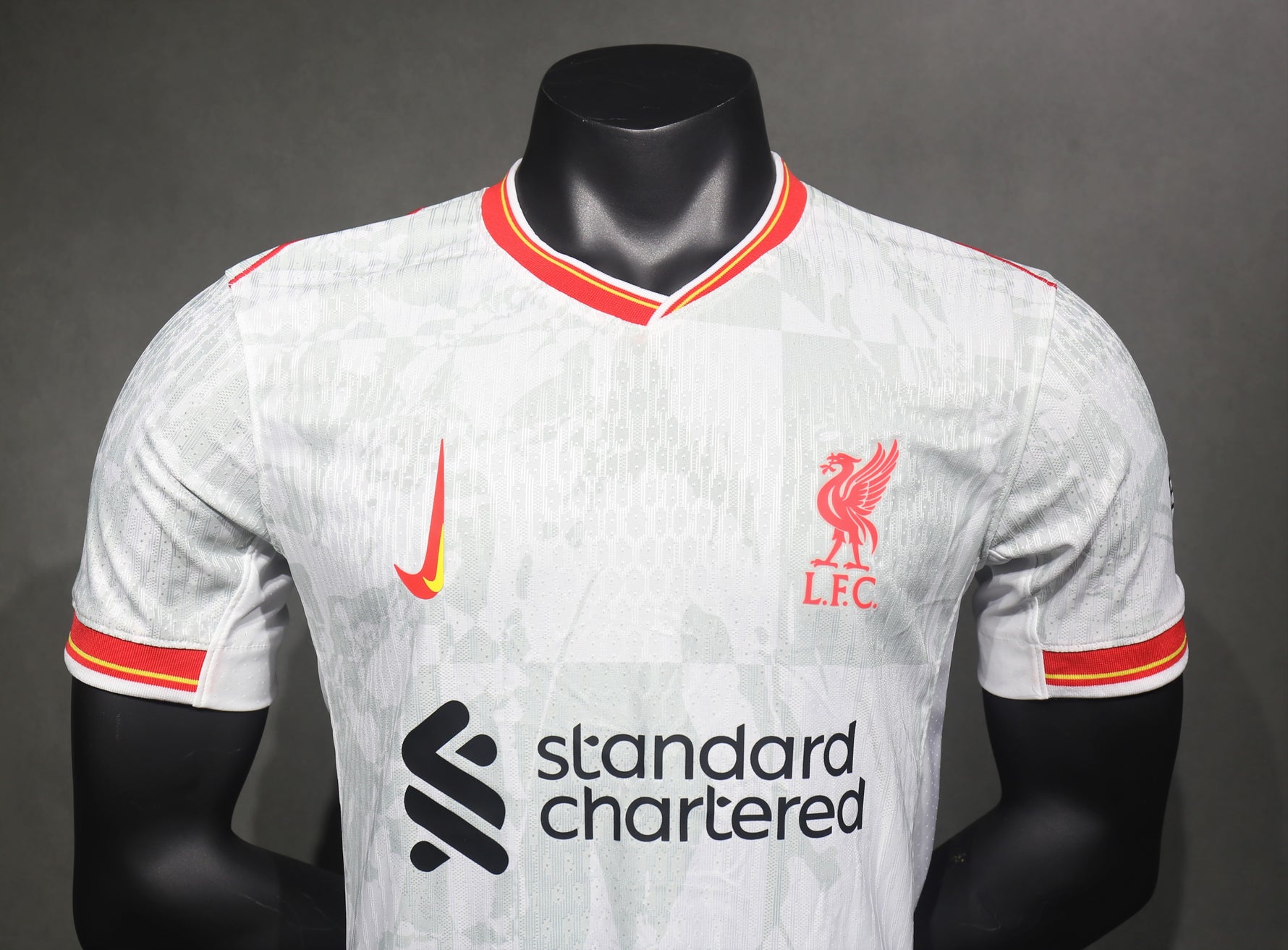 LIVERPOOL 24/25 TERCERA