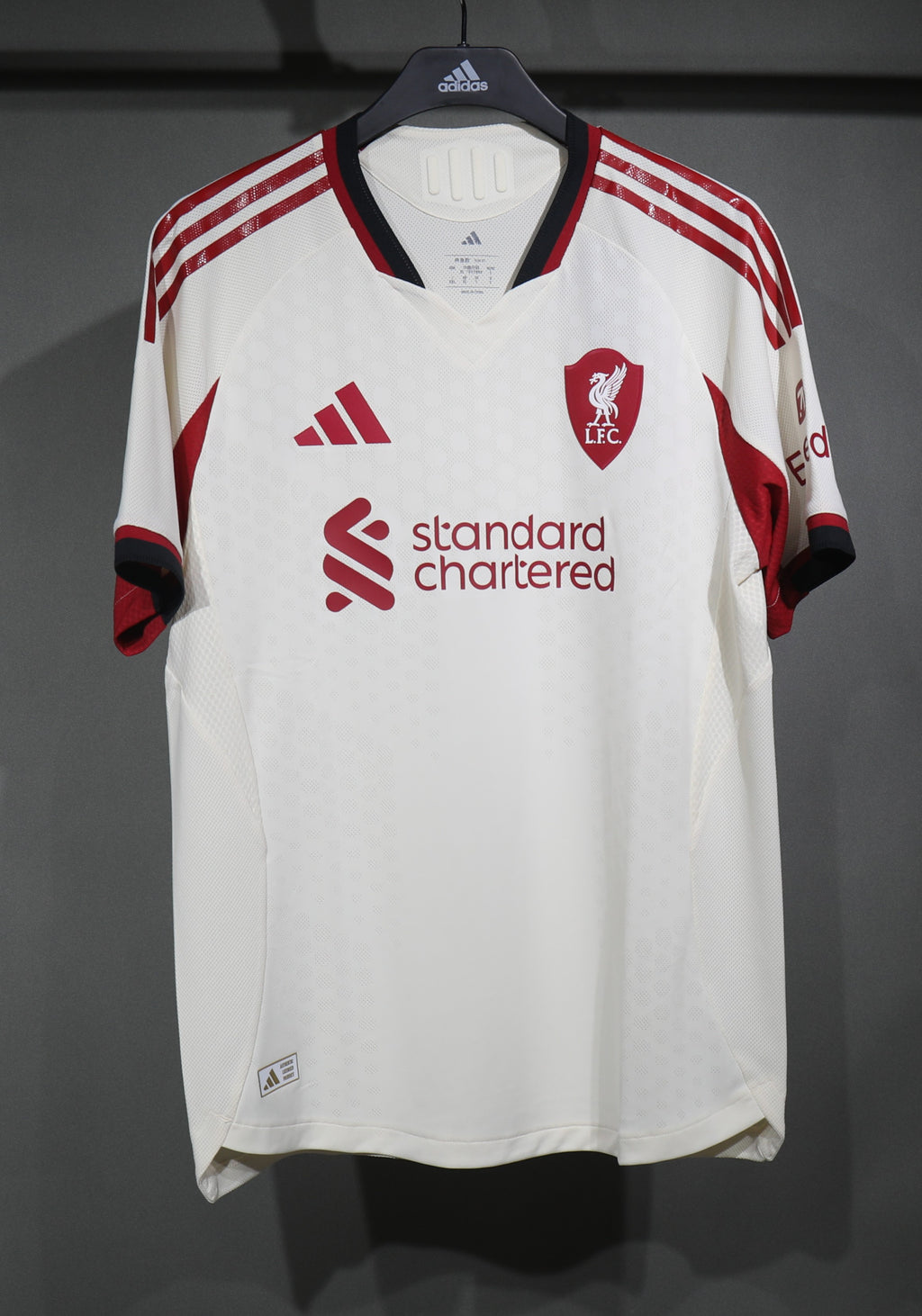 LIVERPOOL 25/26 VISITA